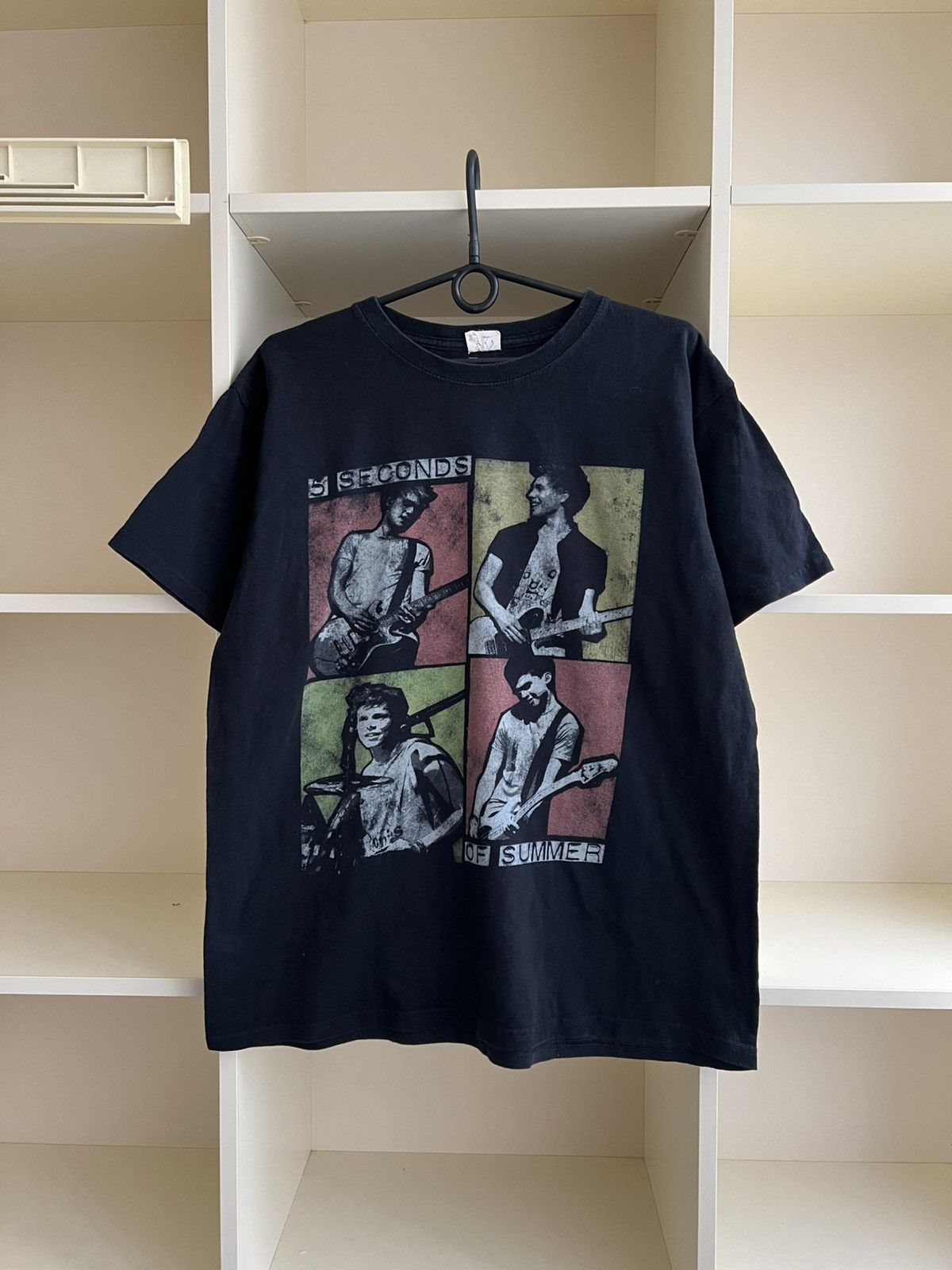 Band Tees Vintage 5 Seconds of Summer Band Tee Rock T-Shirt Size L Size US L / EU 52-54 / 3 - 1 Thumbnail