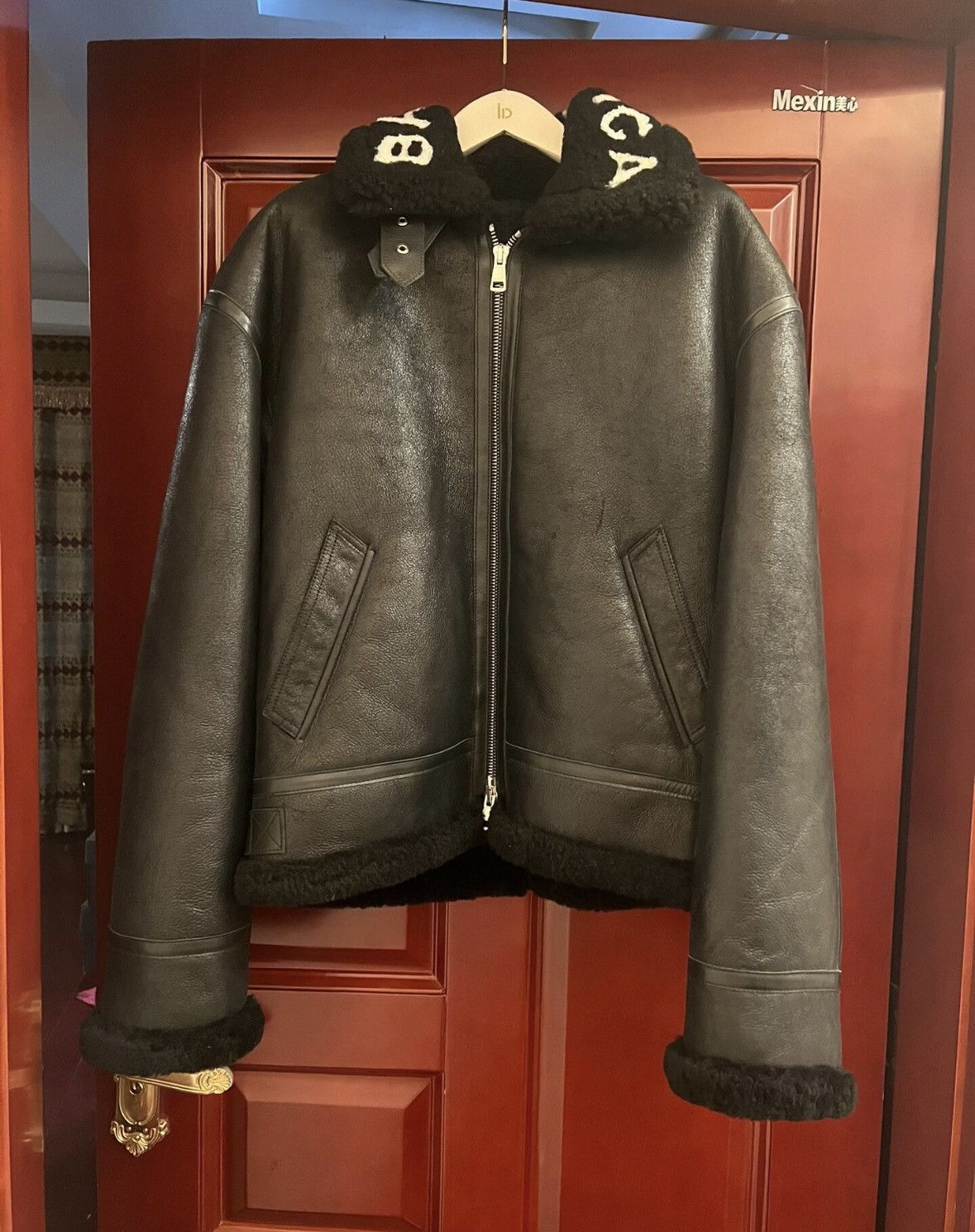 Balenciaga Balenciaga fur jacket size 48 Size US M / EU 48-50 / 2 - 2 Thumbnail