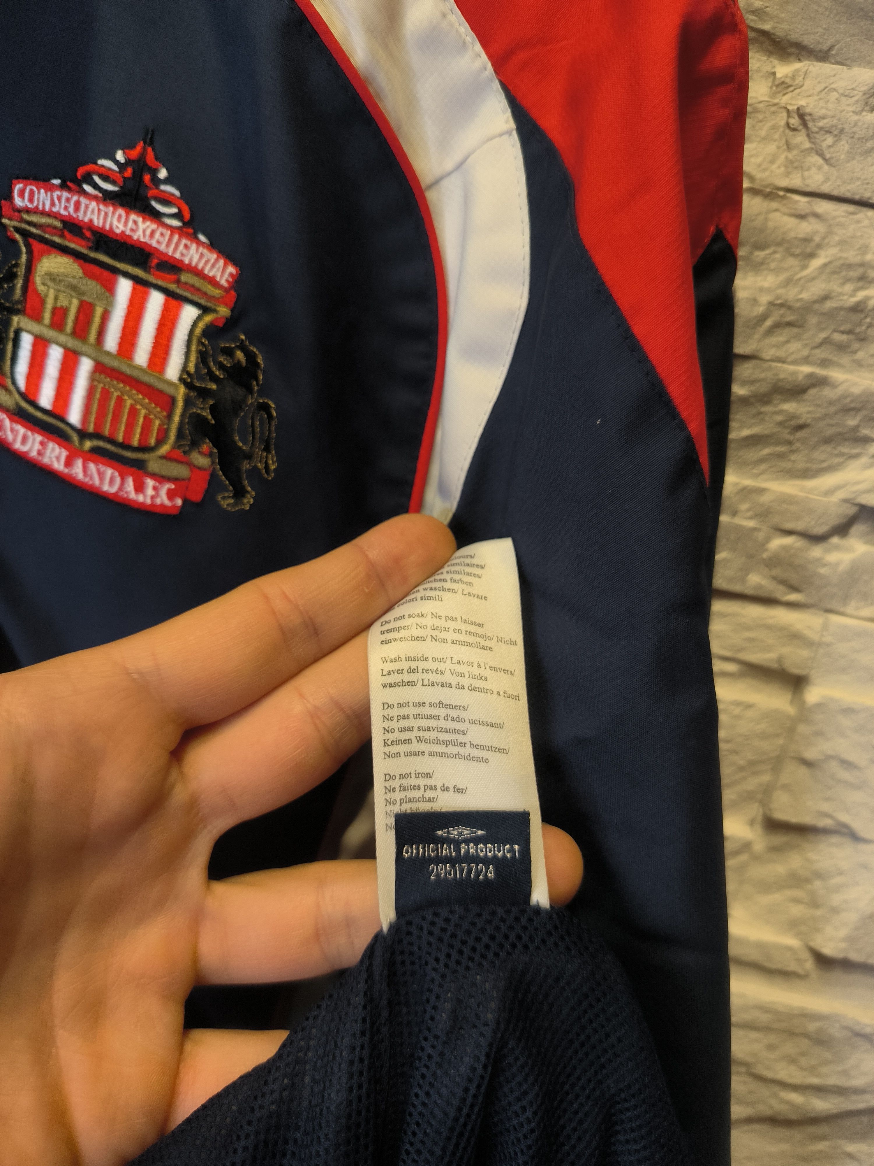 Umbro Vintage Umbro Sunderland Jacket Training Football FC Size US XL / EU 56 / 4 - 5 Thumbnail
