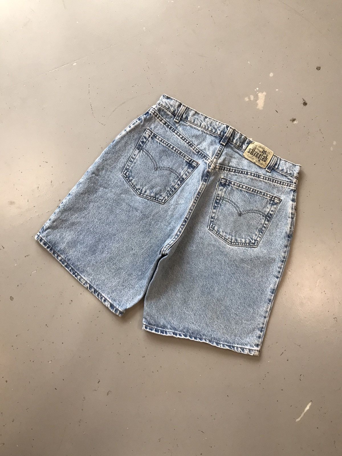 Levi's × Vintage Vintage Levi’s Strauss & co. silver tab denim jort Size US 34 / EU 50 - 9 Thumbnail