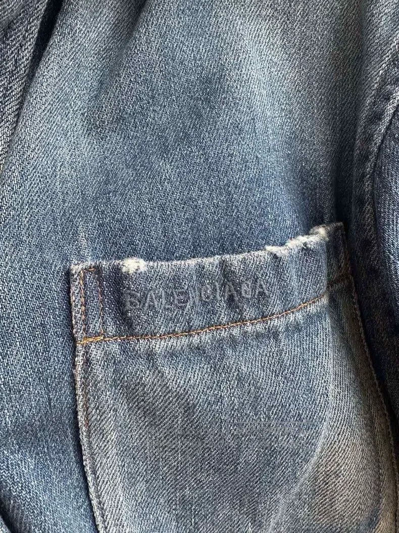Balenciaga Balenciaga Pocket Logo Embroidered Deep Blue Denim Short S Size US S / EU 44-46 / 1 - 3 Thumbnail