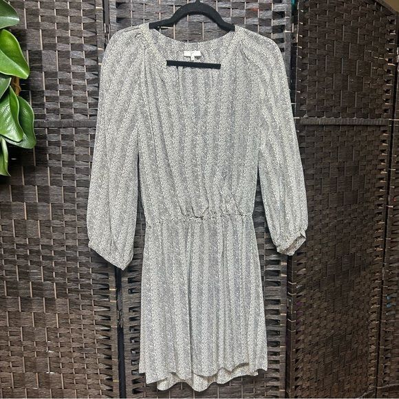 Joie Joie silk elastic waist dress size medium lightweight flowy Size M / US 6-8 / IT 42-44 - 1 Thumbnail