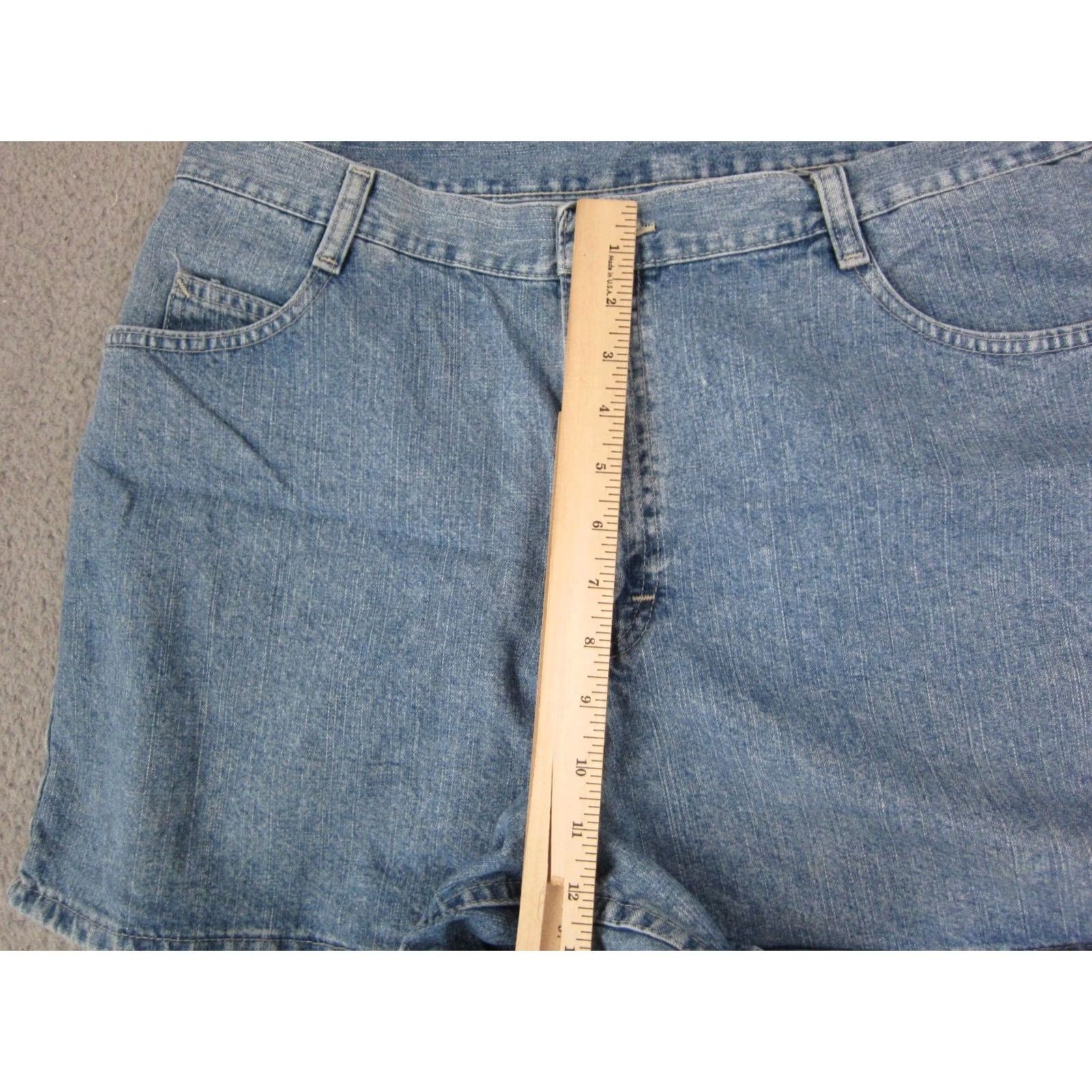 Lee VINTAGE Lee Riders Shorts Jeans Womens 18 Blue Denim Mom Jorts 90s Classic Lee Shirt? Size 40" / US 18 - 7 Thumbnail