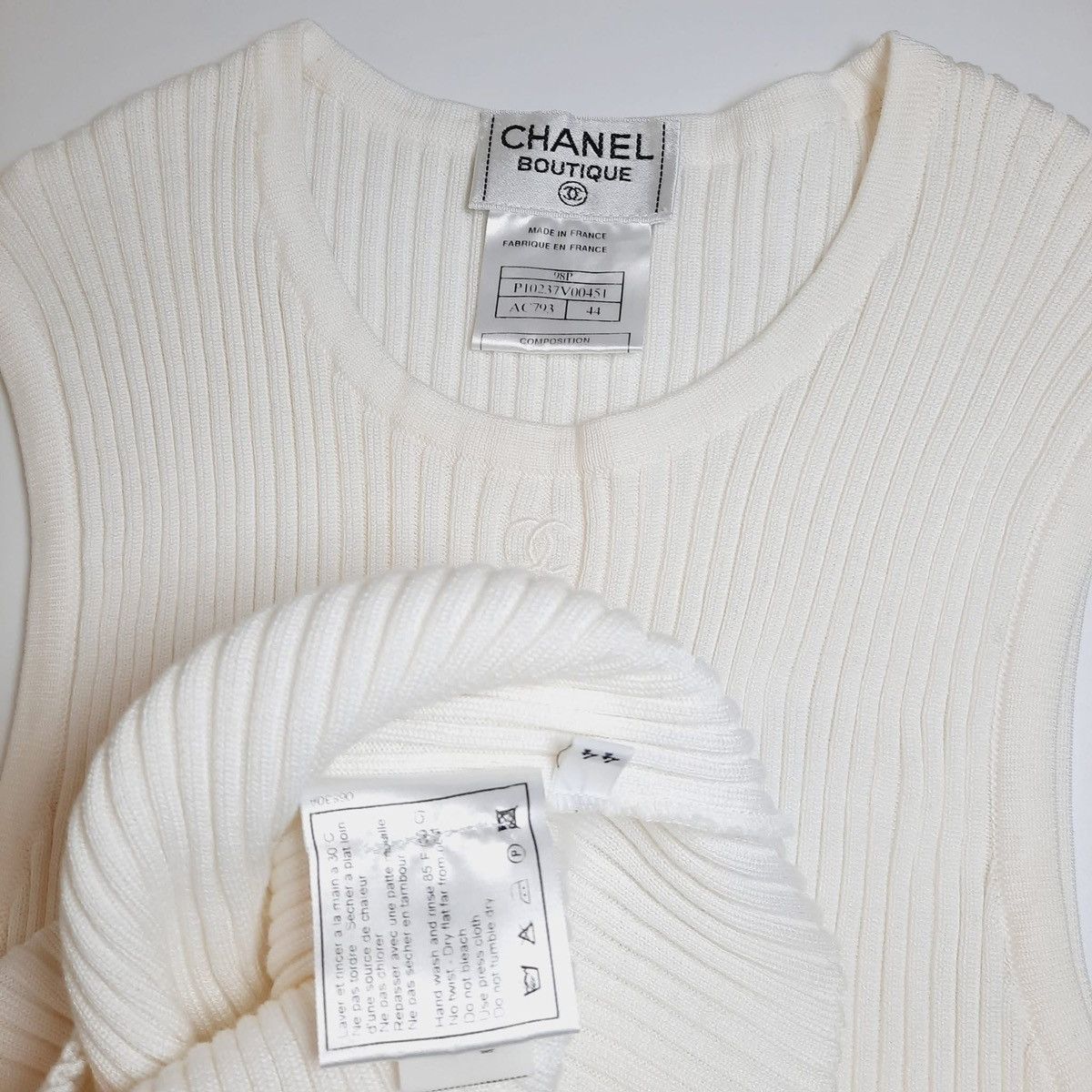 Chanel × Vintage VTG Chanel tank top 98P Size L / US 10 / IT 46 - 2 Thumbnail