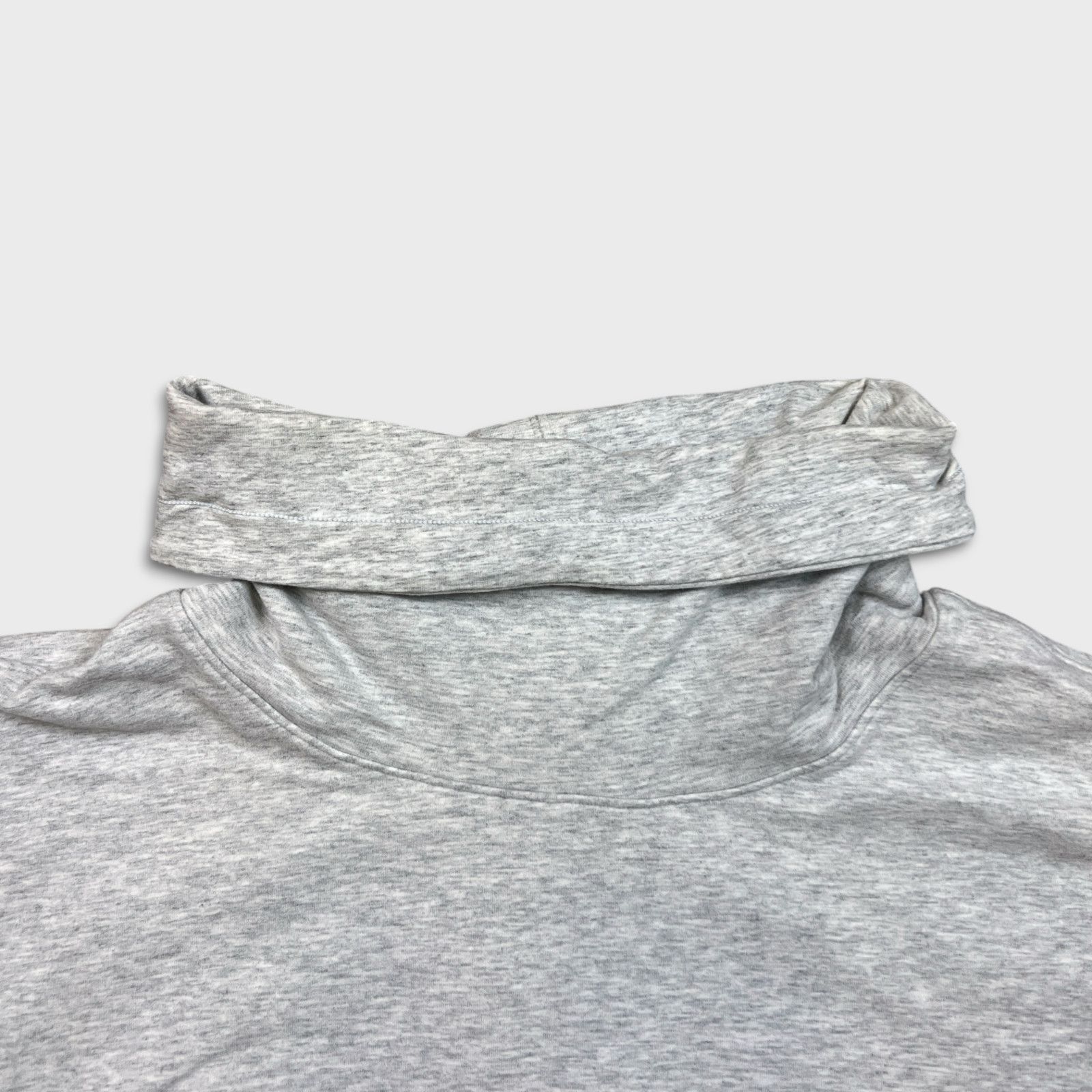 Lululemon Lululemon Stress Less Pullover sz 10 Long Sleeve Sweater Size L / US 10 / IT 46 - 2 Thumbnail