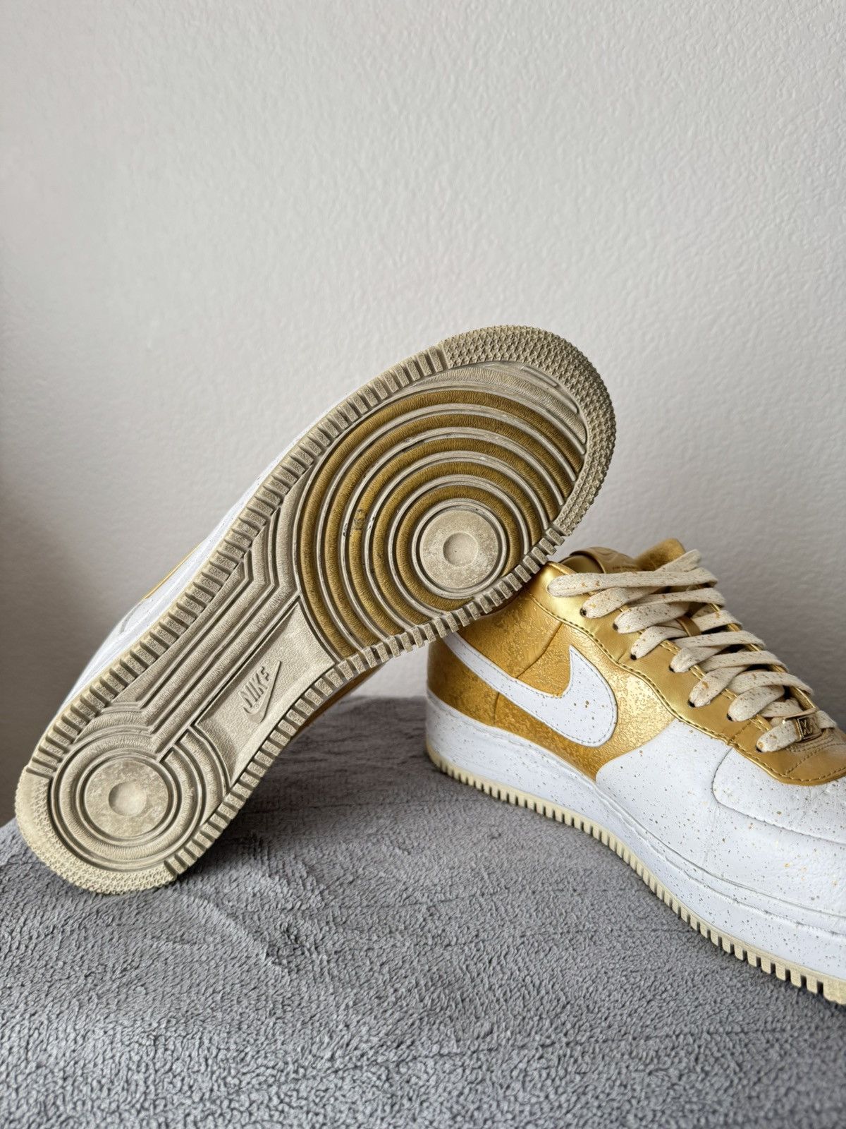 Nike Nike Air Force 1 Low “Gold Medal” Size US 11 / EU 44 - 4 Thumbnail
