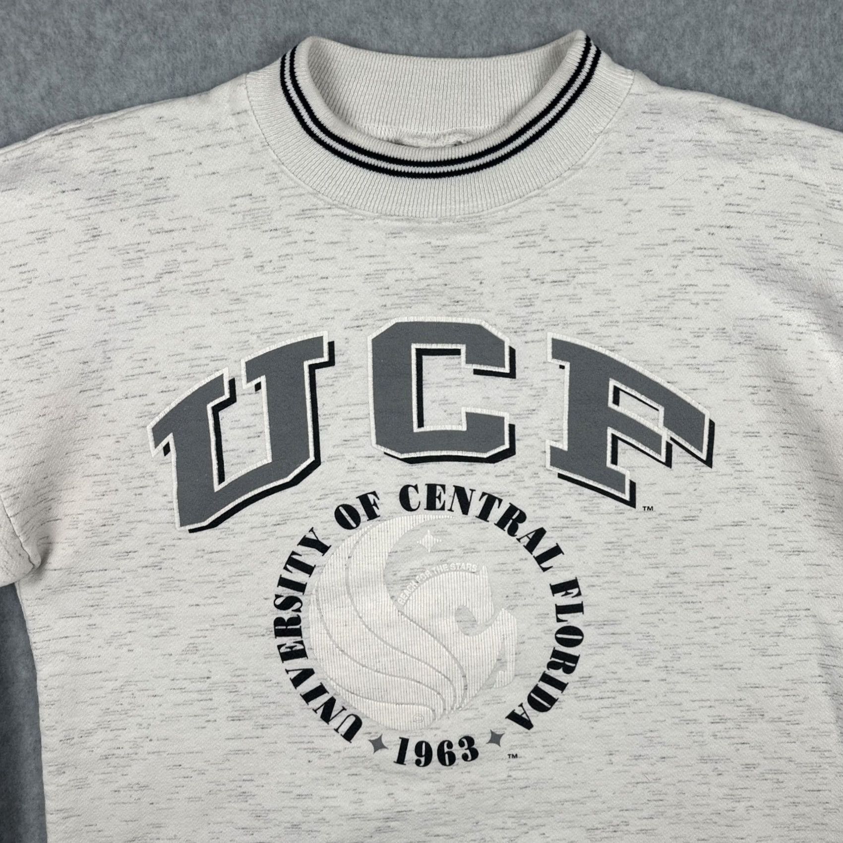 Vintage VINTAGE UCF Sweatshirt M Crew Neck 90s Graphic Print Gray Mens Size US M / EU 48-50 / 2 - 5 Thumbnail