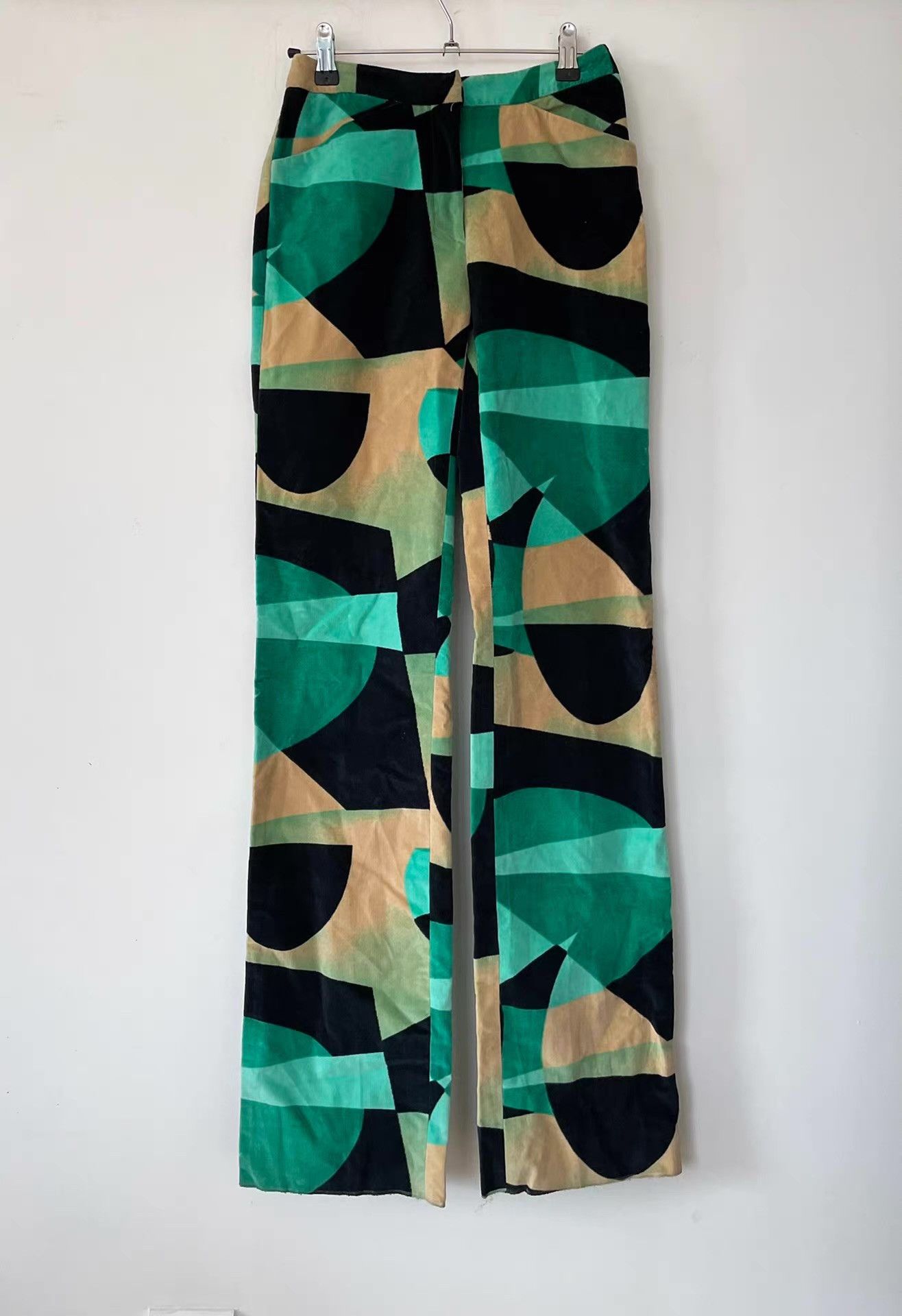 Versace Versus Versace Women's Geometric Printed Velvet Pants Ｑ21 Size 38" / US 16 / IT 52 - 1 Thumbnail