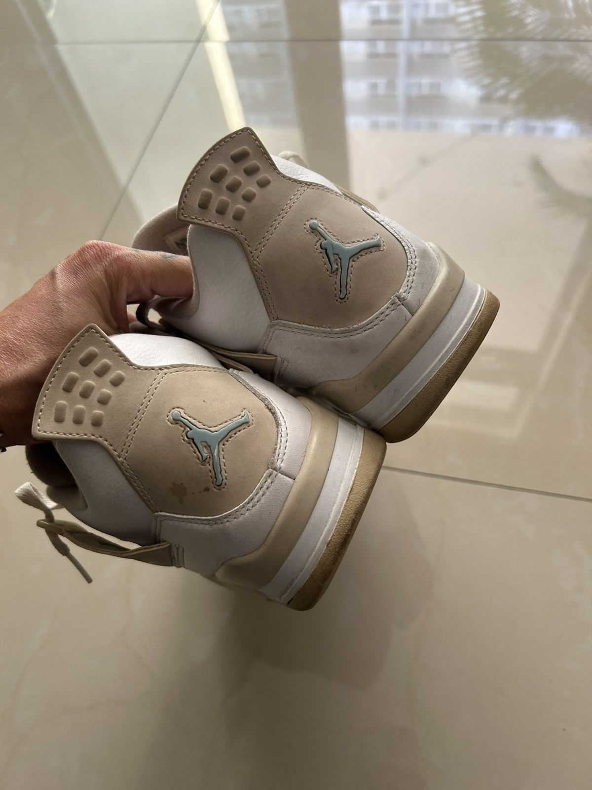 Jordan Brand Jordan 4 Linen Size US 9.5 / EU 42-43 - 4 Thumbnail