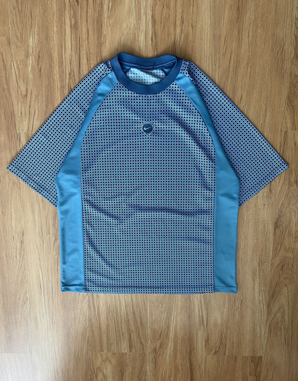 Nike Nike ACG Style Technical Pattern T-Shirt Made in UK Size US XL / EU 56 / 4 - 1 Thumbnail