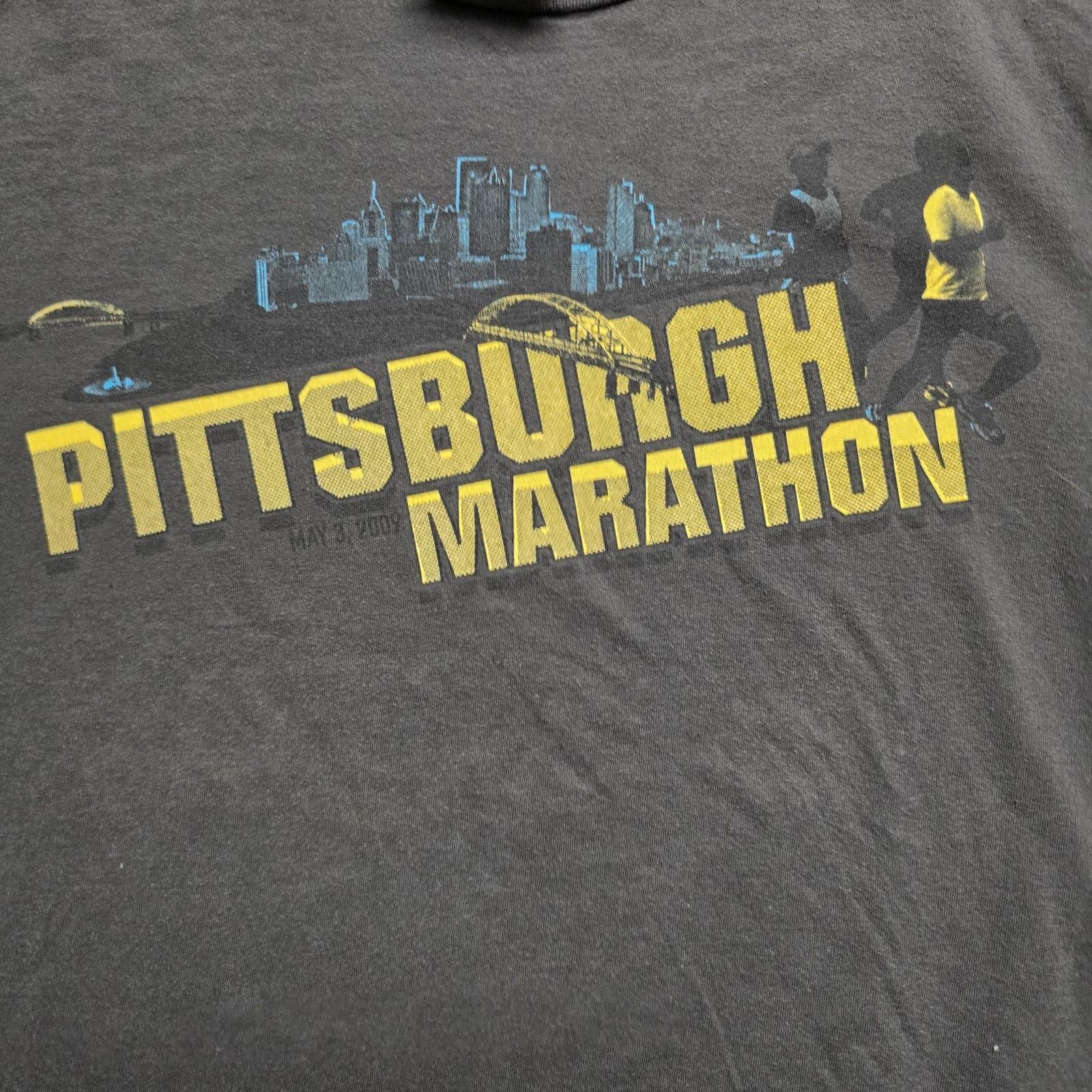 Nike Pittsburgh Marathon M Black 2009 Running Tee Event Race Size US M / EU 48-50 / 2 - 2 Thumbnail