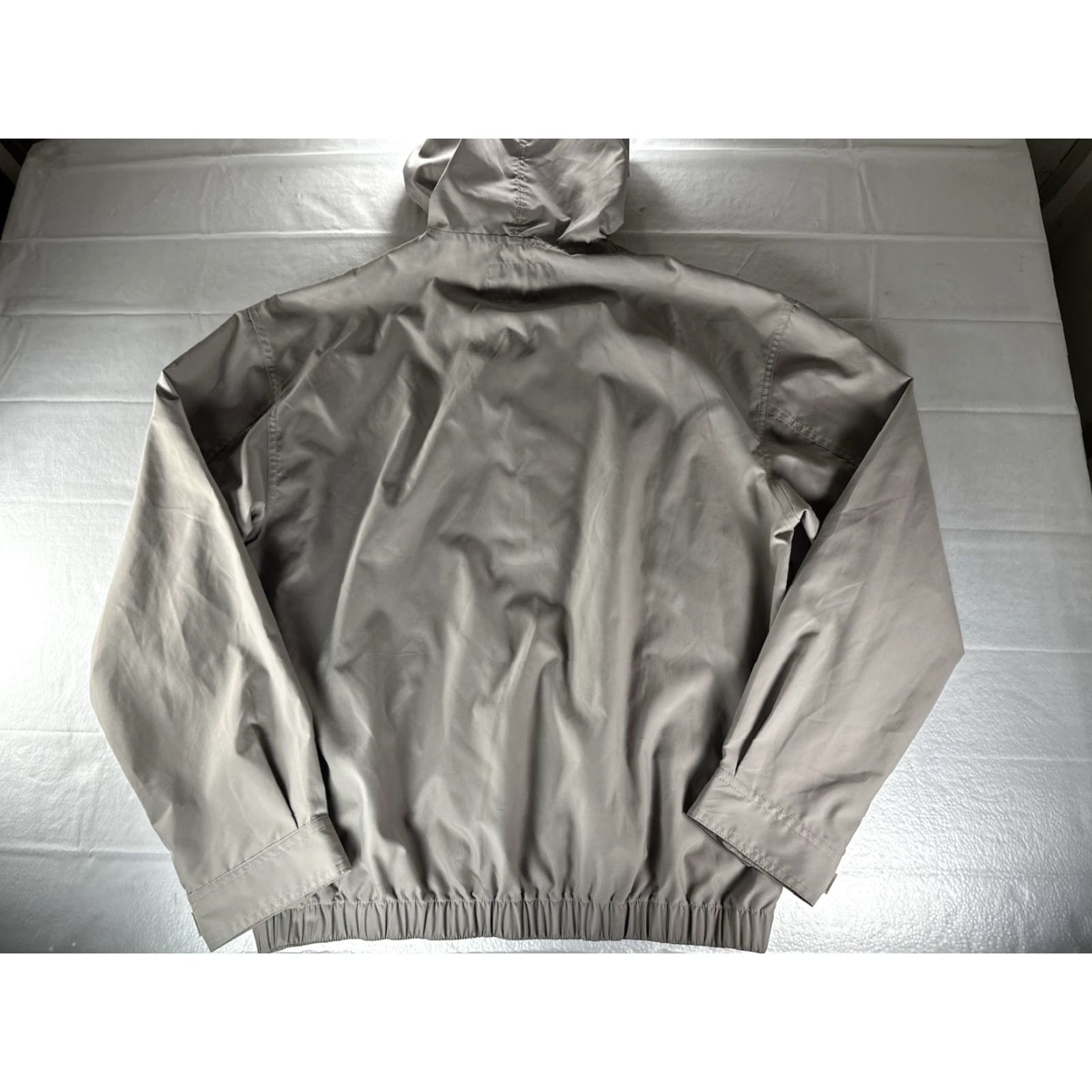 Vintage VINTAGE King Louie Windbreaker Jacket Mens M Beige Hooded Zip Front Beav er Lumber Logo Jersey? Size US M / EU 48-50 / 2 - 2 Thumbnail
