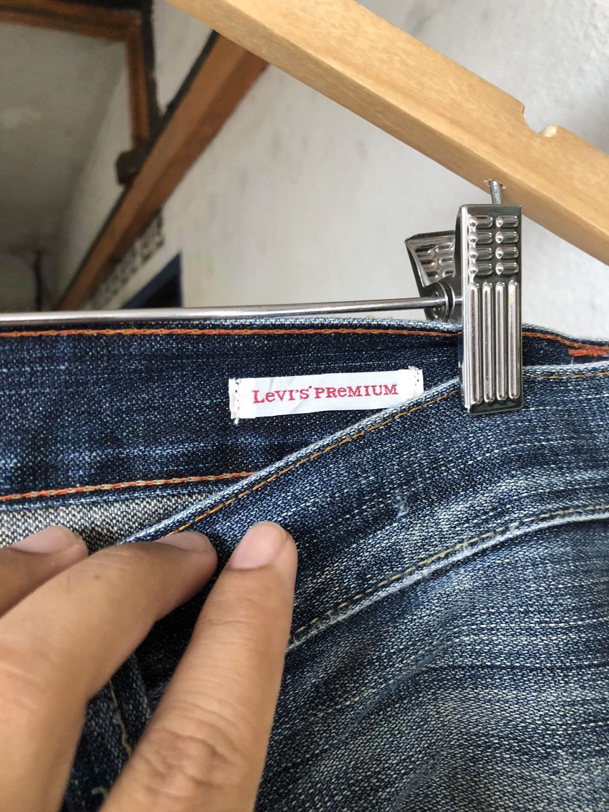 Levi's Vintage Levis 505 Flare Straight Cut Distressed Jeans Size US 34 / EU 50 - 11 Thumbnail