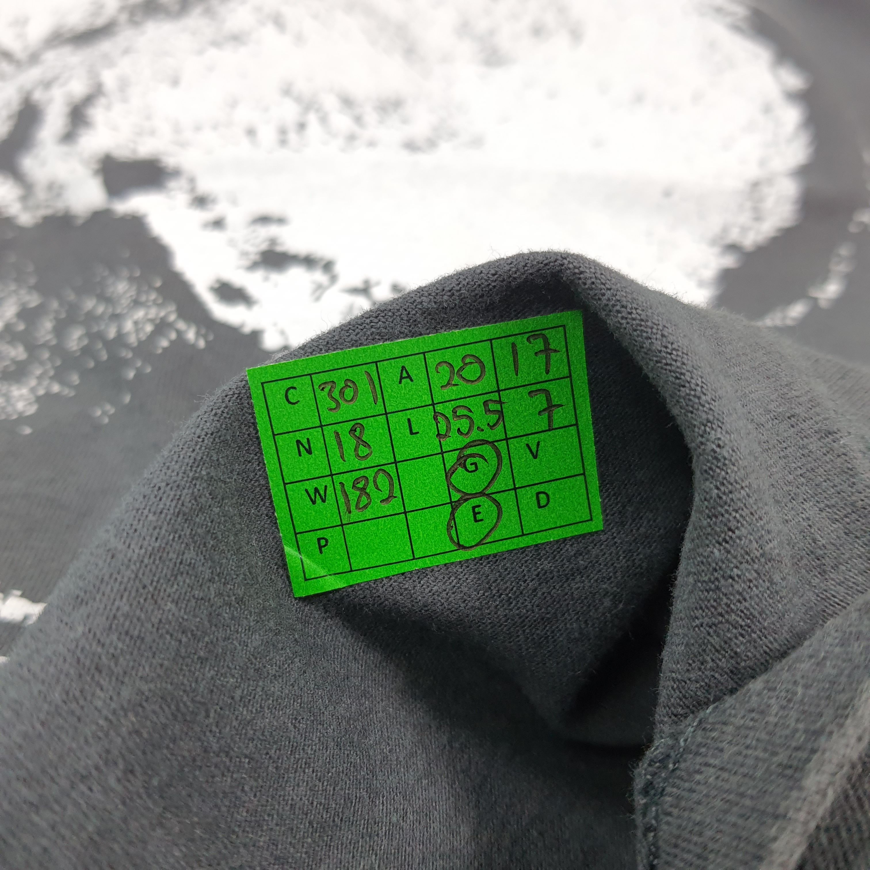 Number (N)ine Vintage Number Nine x Marlboro Japan Tshirt C301N18 Size US M / EU 48-50 / 2 - 7 Thumbnail