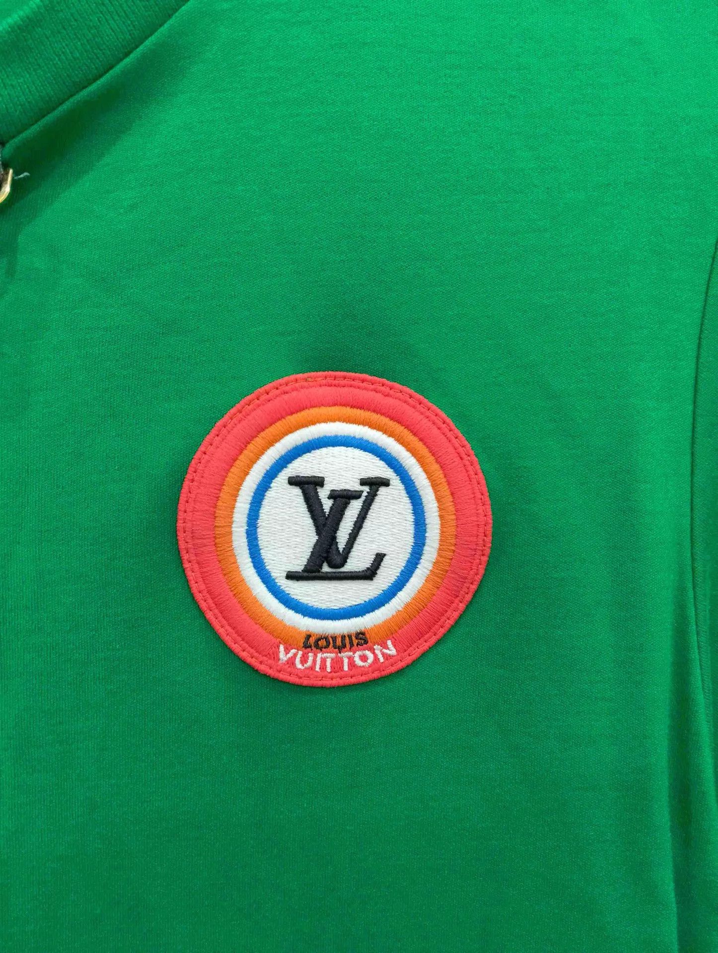 Louis Vuitton LV Green Logo Chain Short Sleeve Tee XS Size XS / US 0-2 / IT 36-38 - 5 Thumbnail