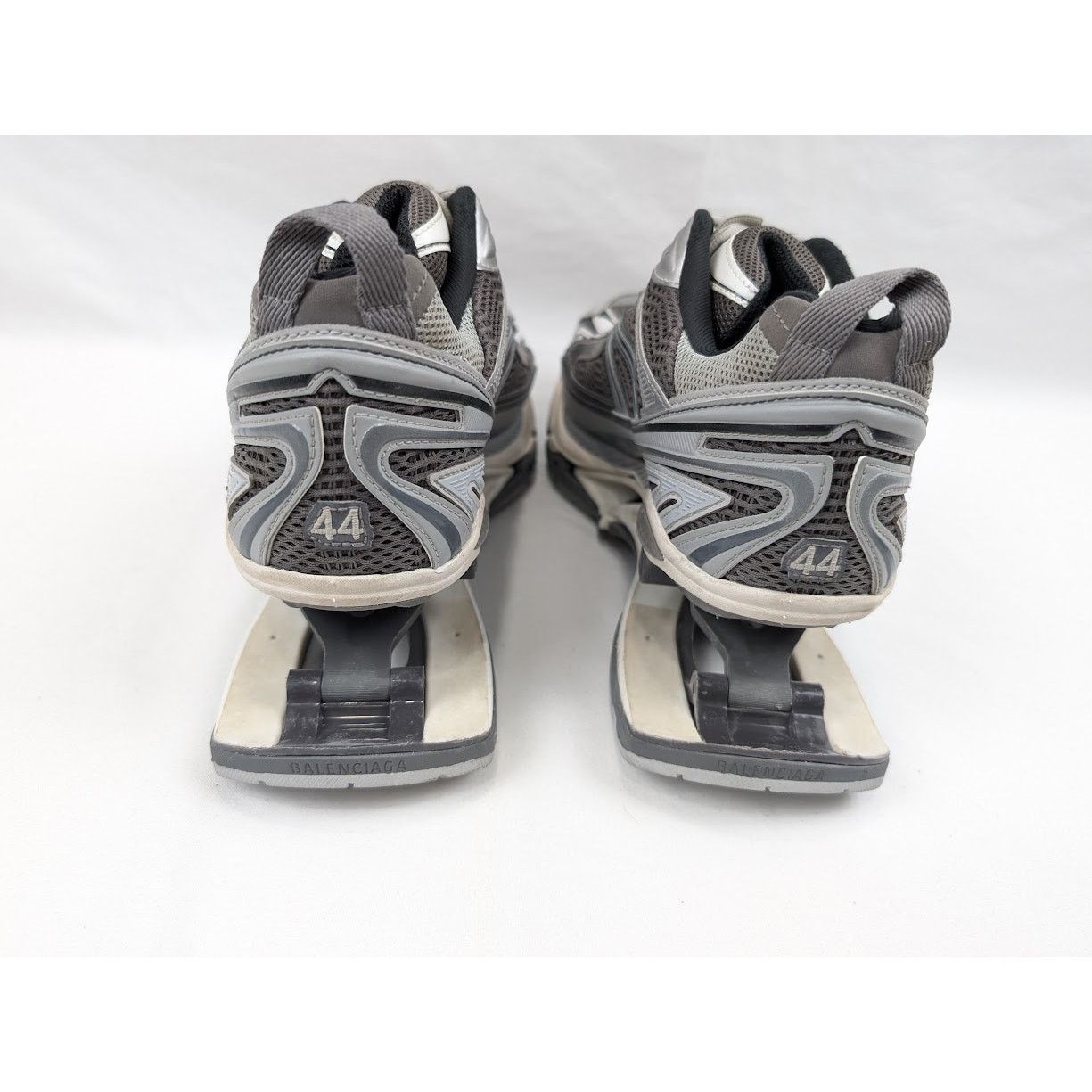Balenciaga o1rshd1 Rubber X-Pander Sneakers in Grey/Black/White Size US 11 / EU 44 - 19 Thumbnail