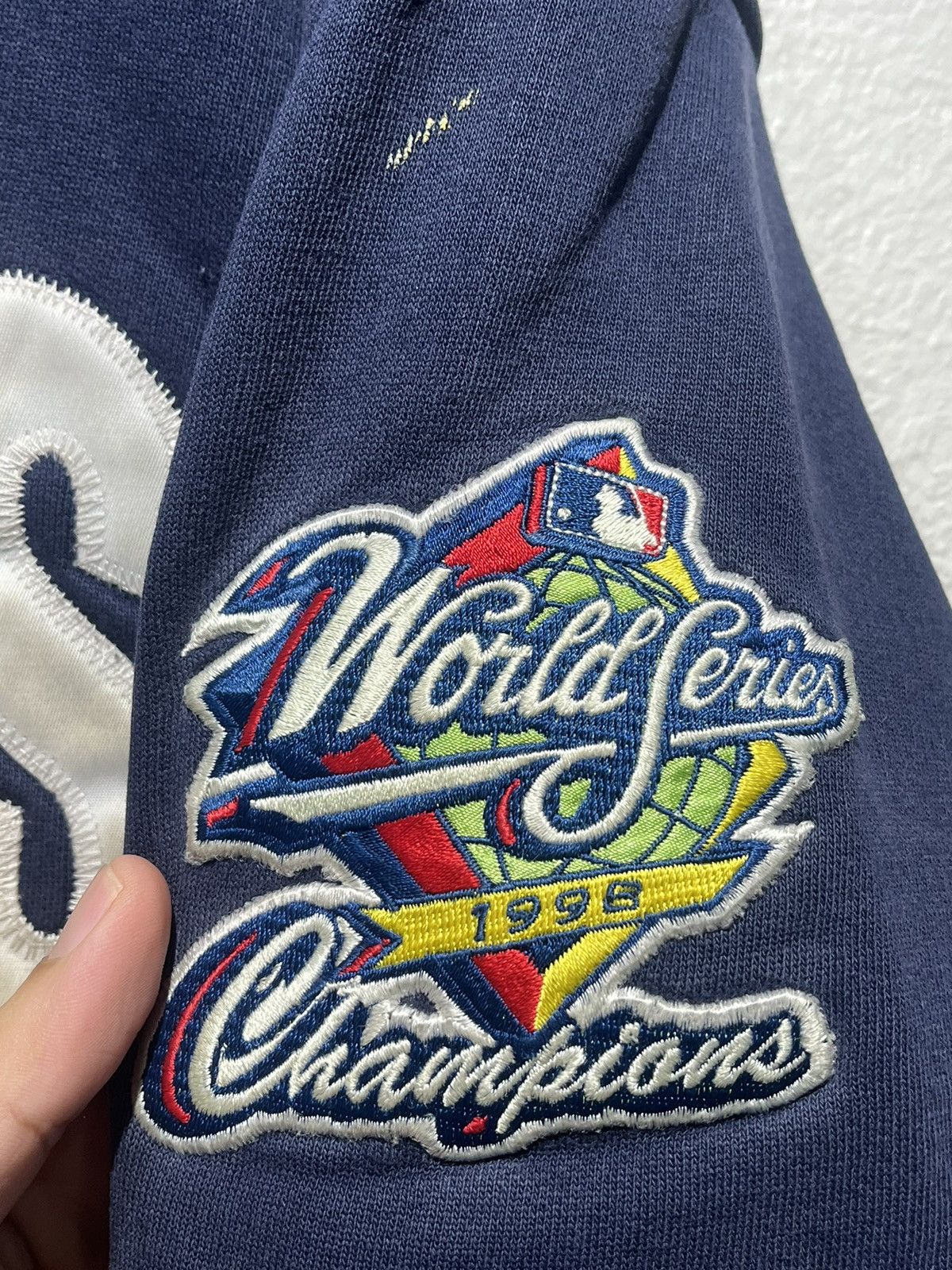 New York Yankees × Starter × Vintage Vintage 1998 Yankees World Series sweatshirt Size US L / EU 52-54 / 3 - 4 Thumbnail