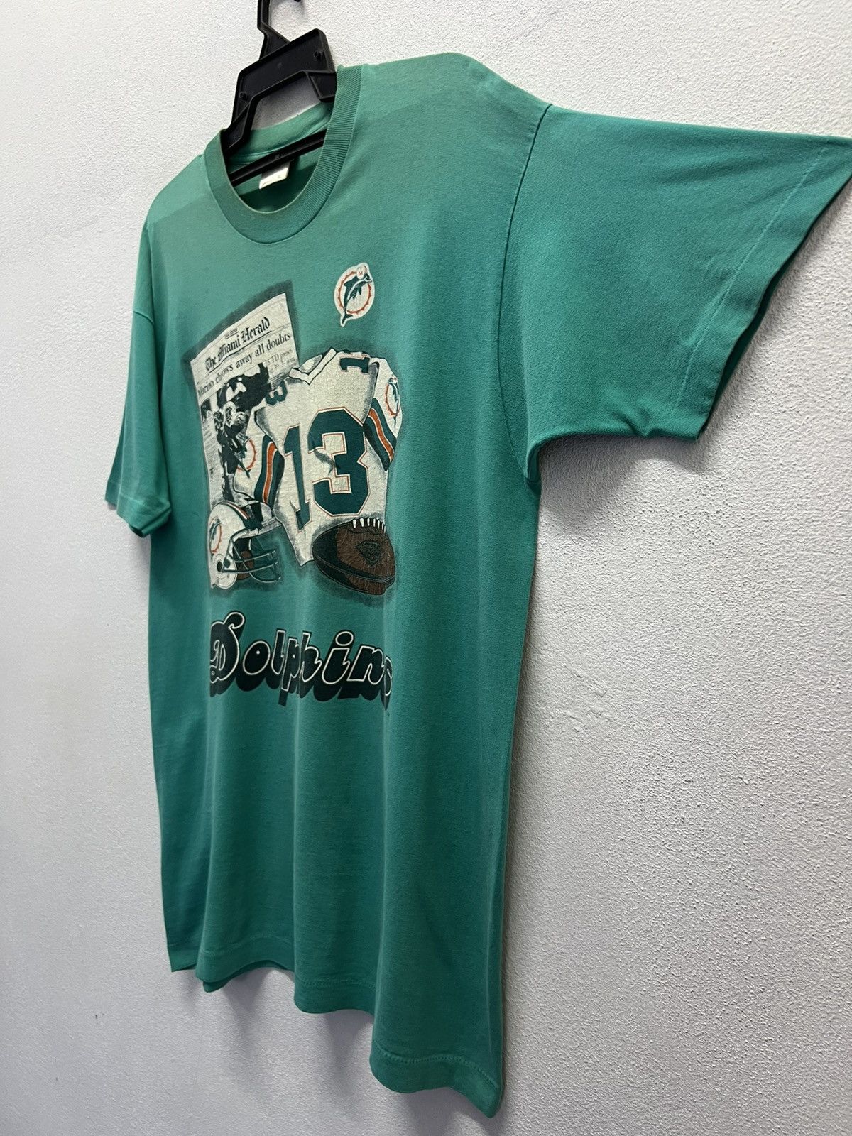 NFL × Vintage VINTAGE 1994 THE MIAMI HERALD DOLPHINS MADE IN USA TEE SHIRT Size US XL / EU 56 / 4 - 6 Thumbnail