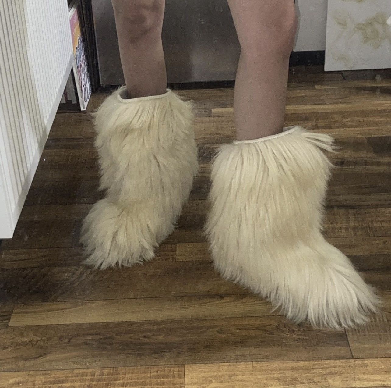 Vintage Vintage Oscar Sport Full Fur Boots Moon Boot Yeti Roxy Size US 9.5 / IT 39.5 - 2 Thumbnail