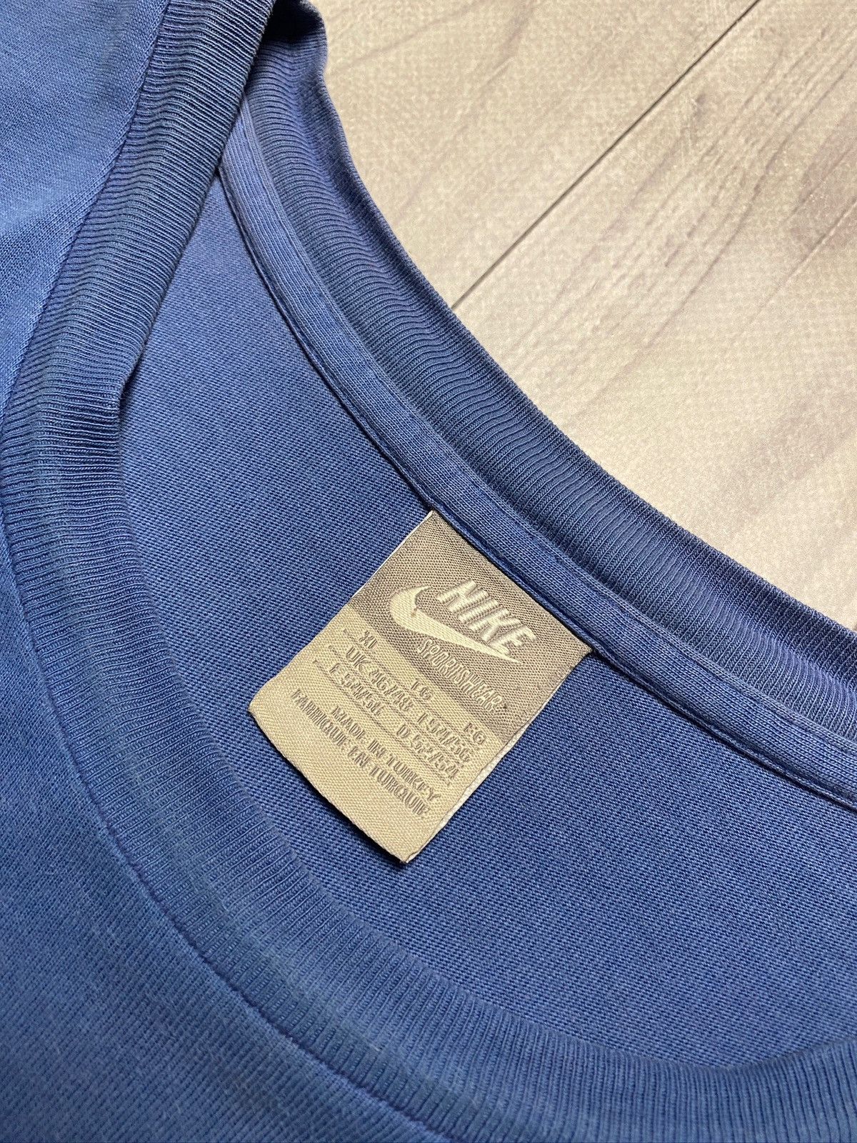 Nike Vintage Barcelona Nike Tee big logo central swoosh drill Size US XL / EU 56 / 4 - 3 Thumbnail