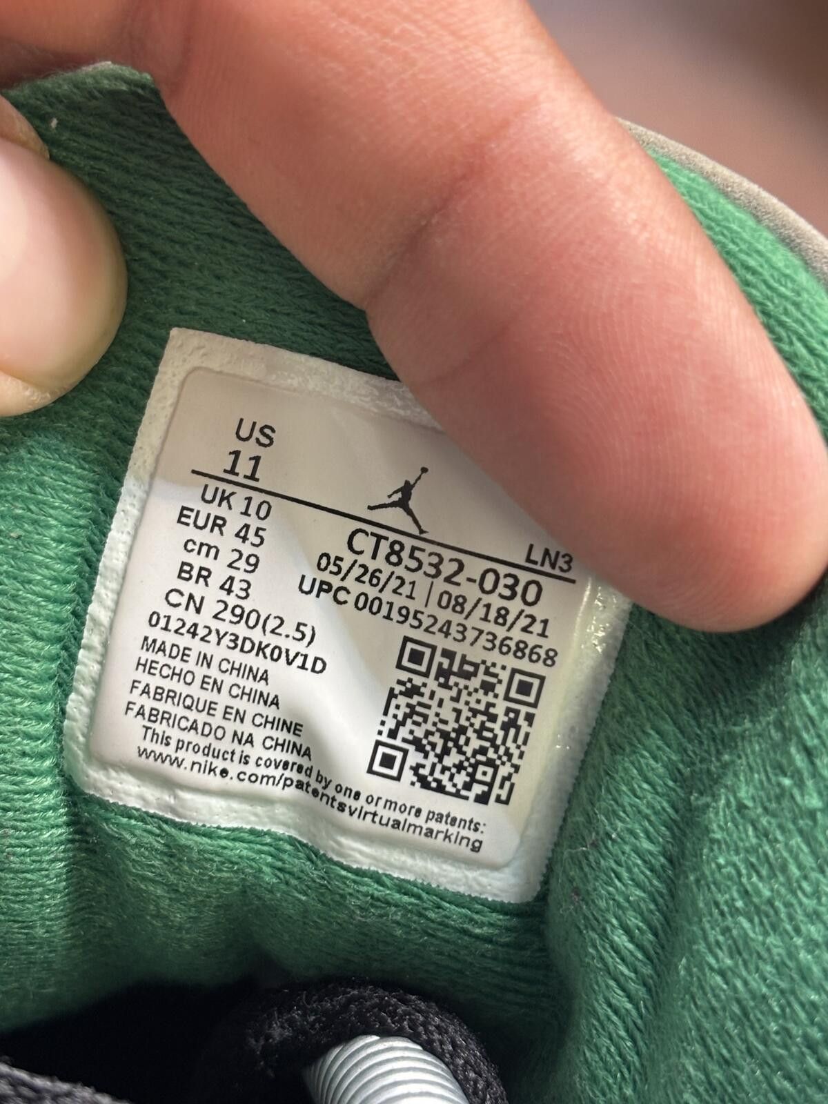 Jordan Brand Air Jordan 3 pine green Size US 11 / EU 44 - 6 Thumbnail