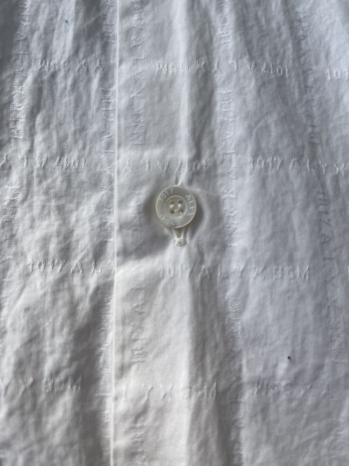 1017 ALYX 9SM Rare 1017 Alyx 95M Button up Size US M / EU 48-50 / 2 - 3 Thumbnail