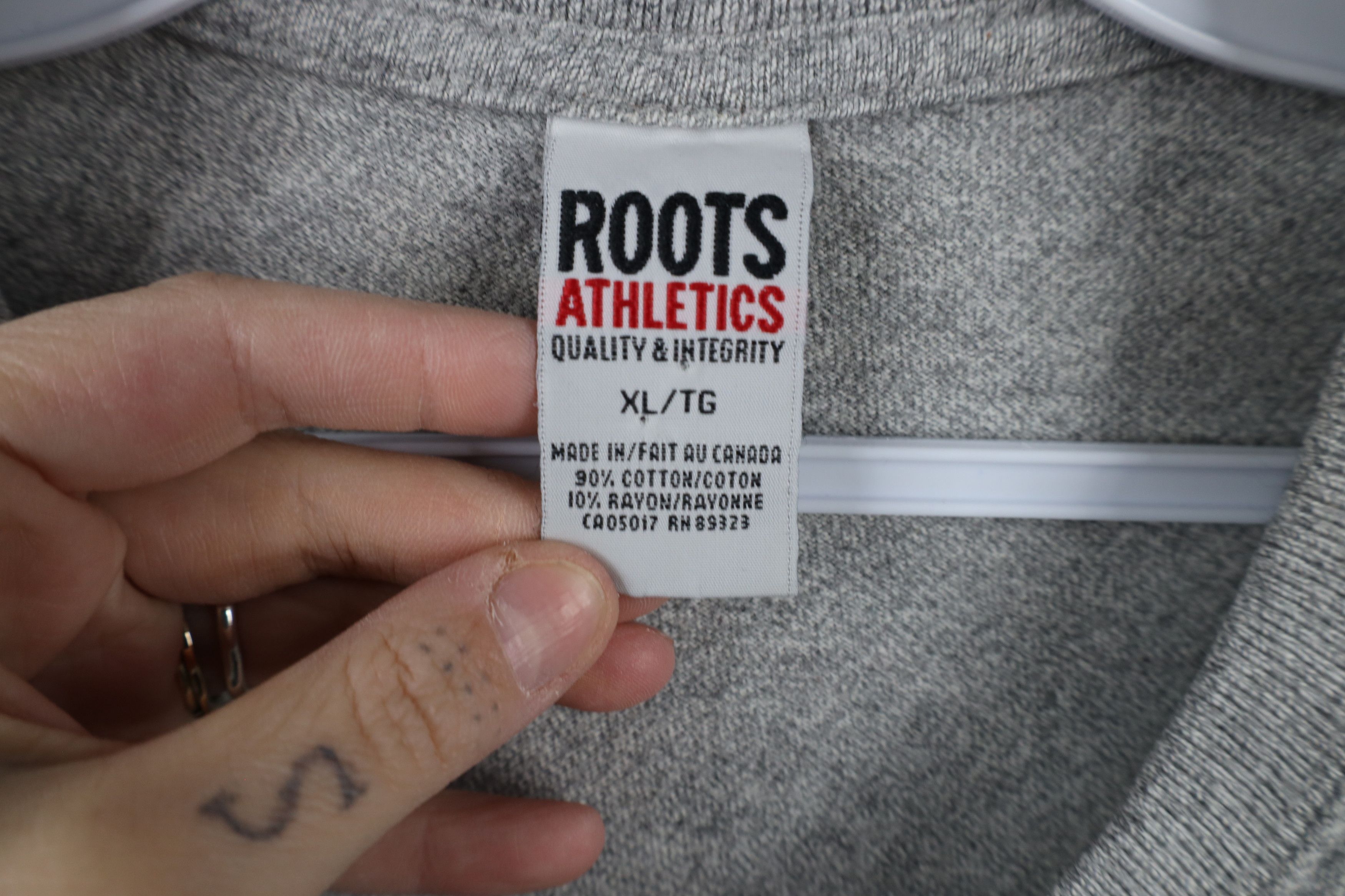 Roots × Vintage Vintage 90s Roots Canada Jersey Knit Long Sleeve T-Shirt Size US XL / EU 56 / 4 - 7 Thumbnail