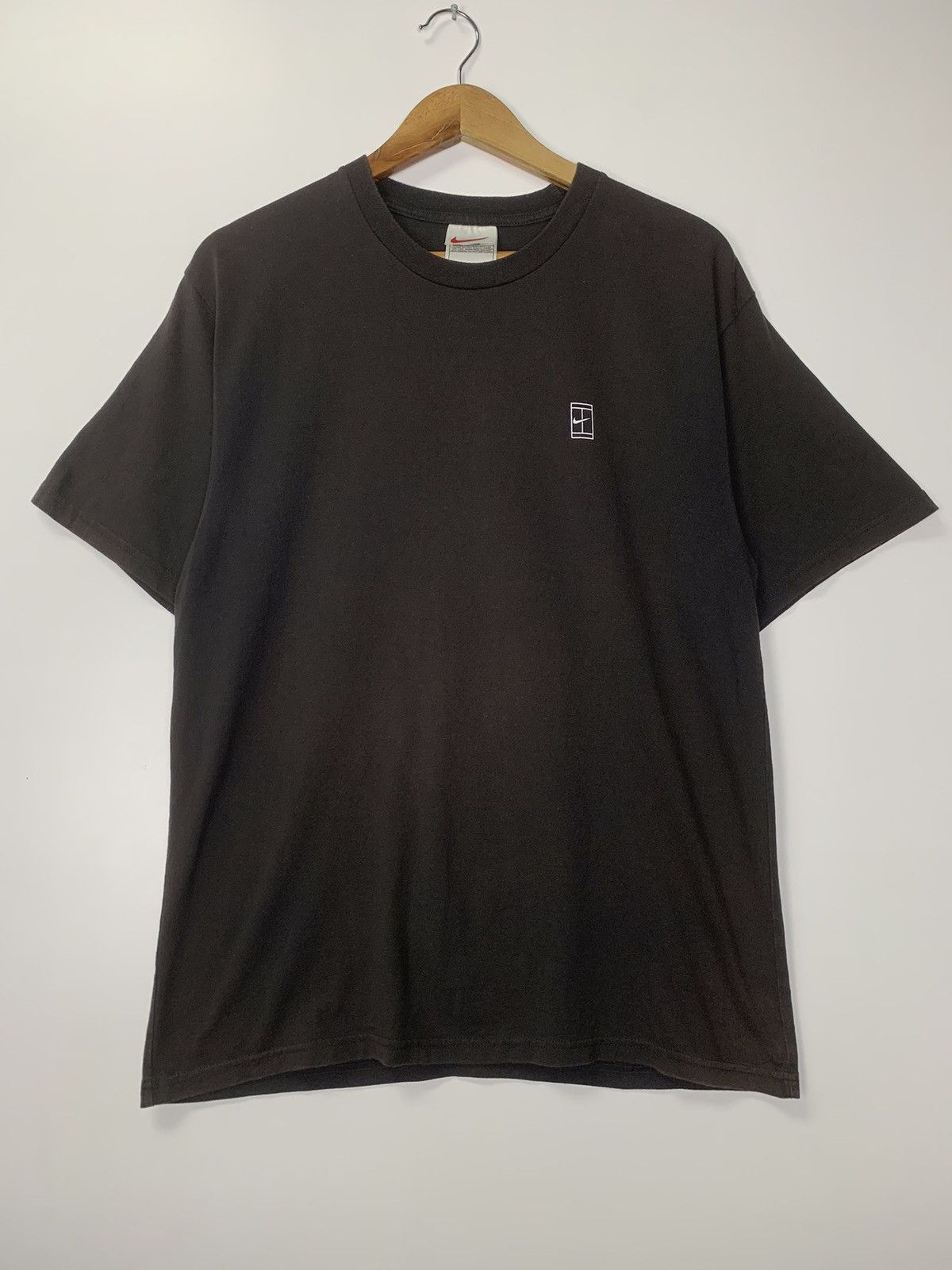 Nike × Vintage Vintage 90s Nike Court T-shirt Size US M / EU 48-50 / 2 - 3 Thumbnail