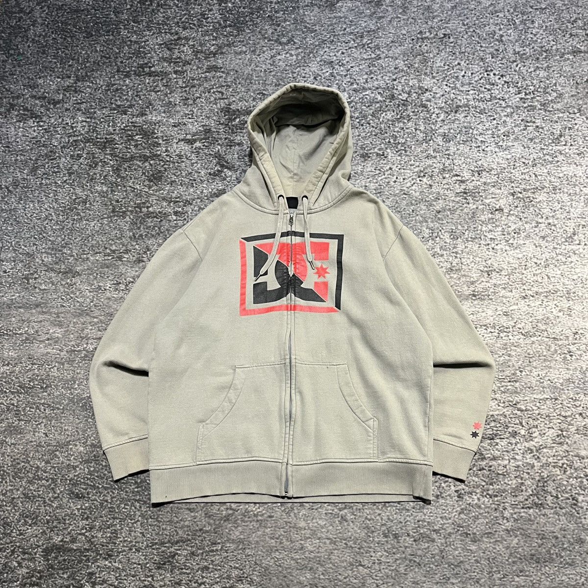 DC VINTAGE Y2K DC CYBER GRUNGE SKATER ZIP UP HOODIE SIZE XL Size US XL / EU 56 / 4 - 1 Thumbnail