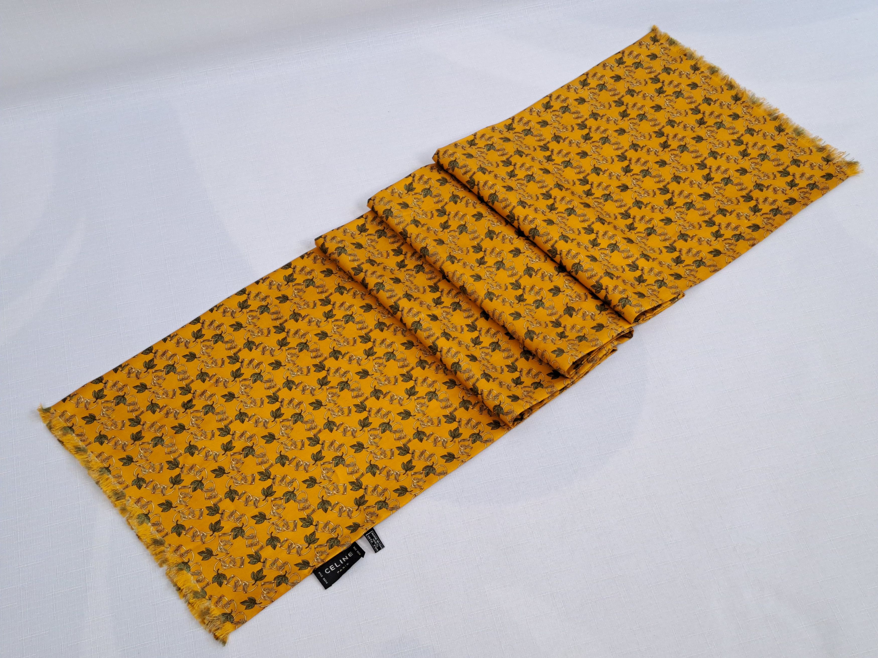 Celine CELINE vintage 1980 silk scarf. Made in Italy Size ONE SIZE - 1 Thumbnail