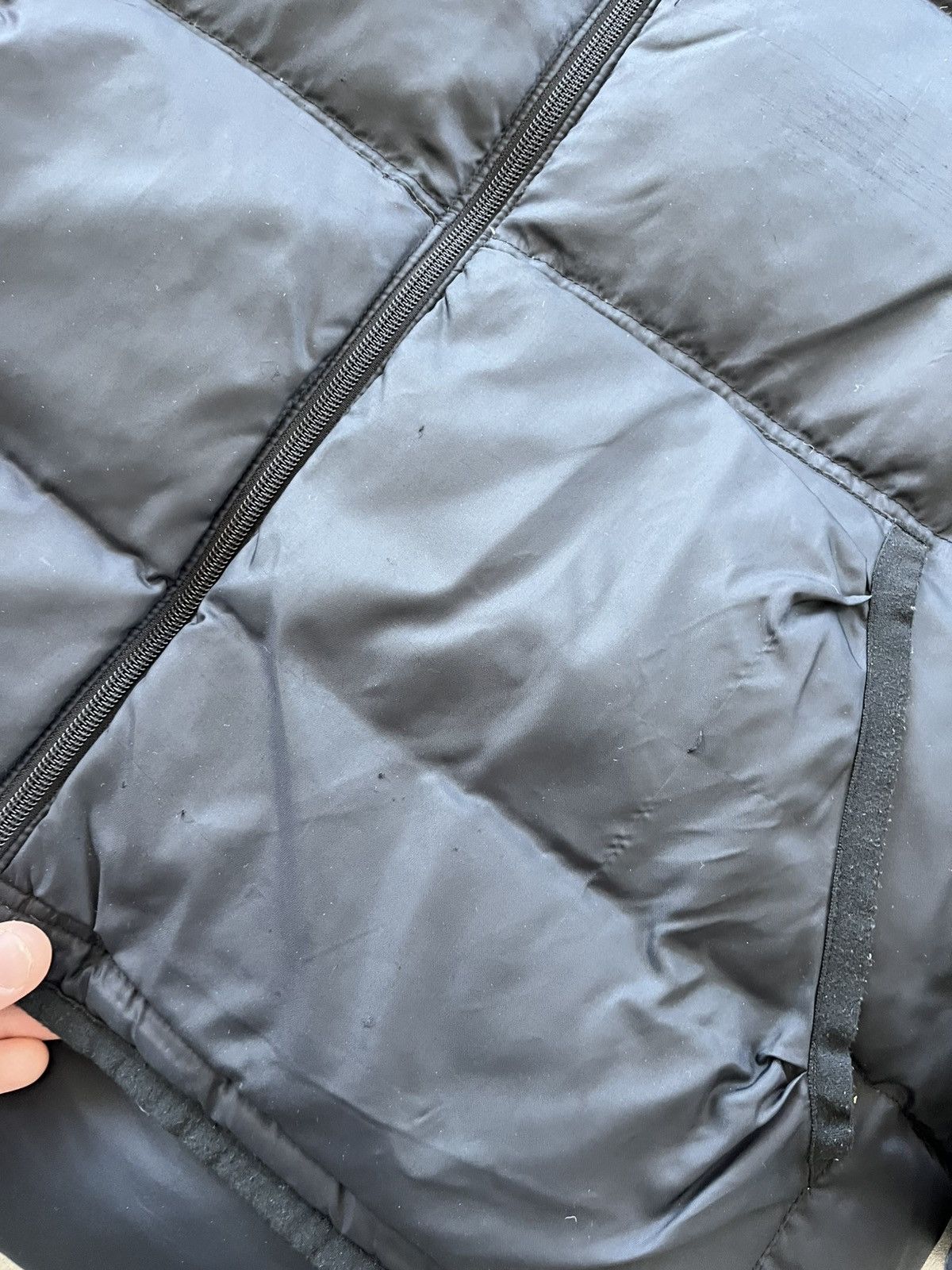 Nike Vintage Nike Puffer Down Jacket Black Small Logo Outdoor Y2K Size US L / EU 52-54 / 3 - 9 Thumbnail