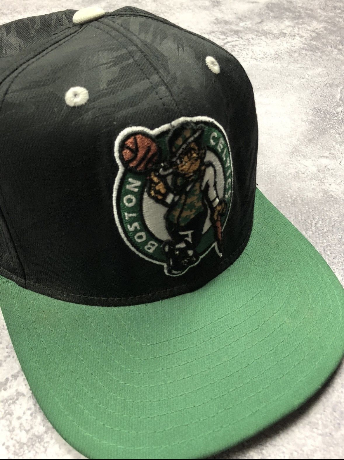 Adidas ADIDAS BOSTON CELTICS NBA Vintage Streetwear Cap 2013 Rare Size ONE SIZE - 4 Thumbnail