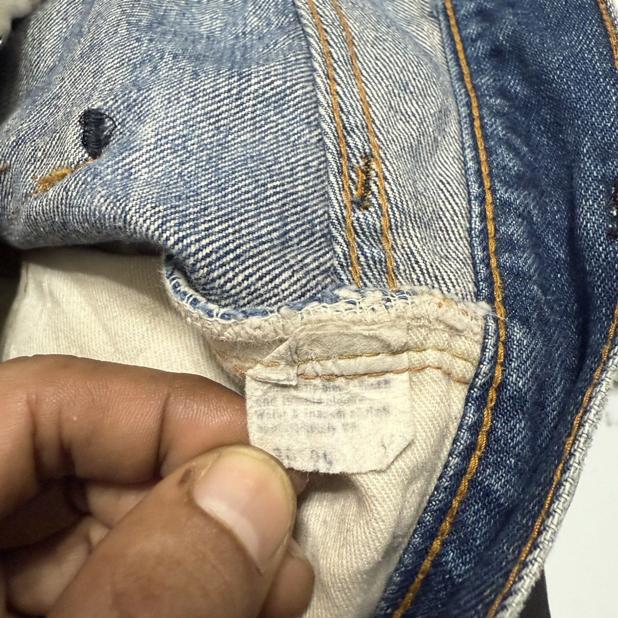Levi's Vintage 60s Levis 501 Rindem Selvedge Button 6 Jeans Size US 30 / EU 46 - 15 Thumbnail