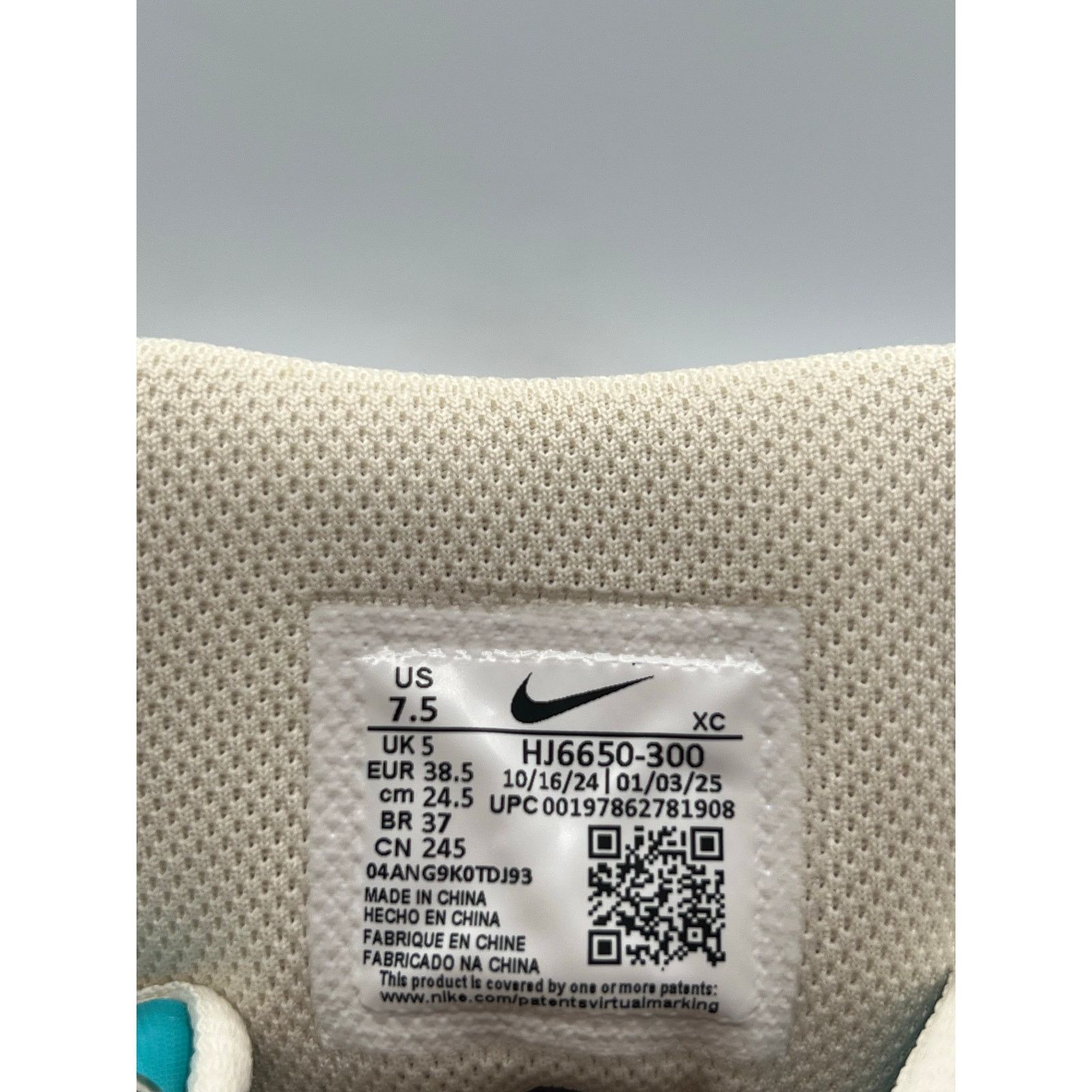 Nike Wmns NikeCourt Air Zoom Vapor 12 Premium HC “Dusty Cactus” Size US 7.5 / IT 37.5 - 6 Thumbnail