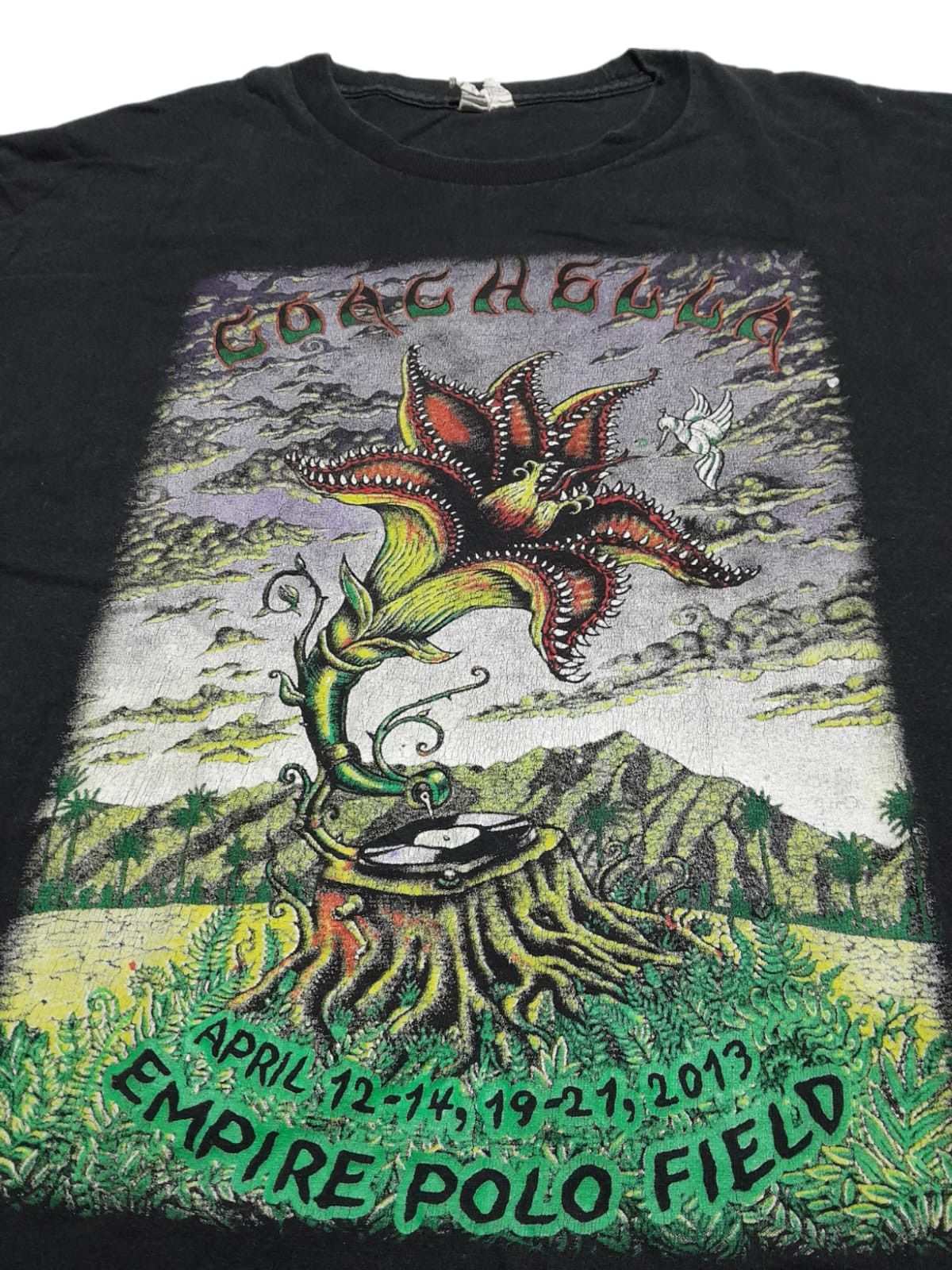 Band Tees Coachella Emipre Polo Field 2013 Shirt Size US L / EU 52-54 / 3 - 2 Thumbnail