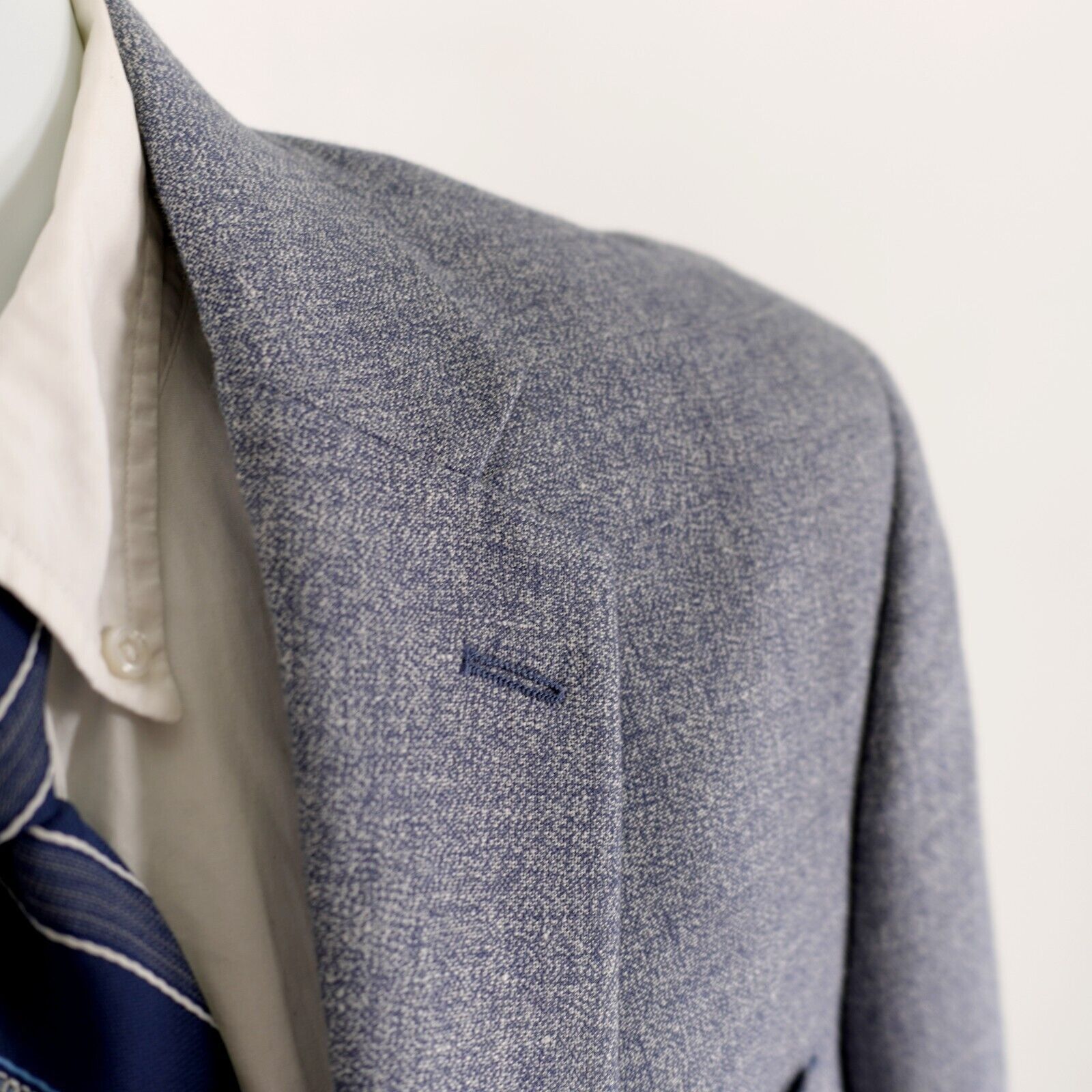 Jos. A. Bank Jos A Bank Linen Wool Blue Spec Tailored Fit 2 Button Blazer Size 40R - 2 Thumbnail