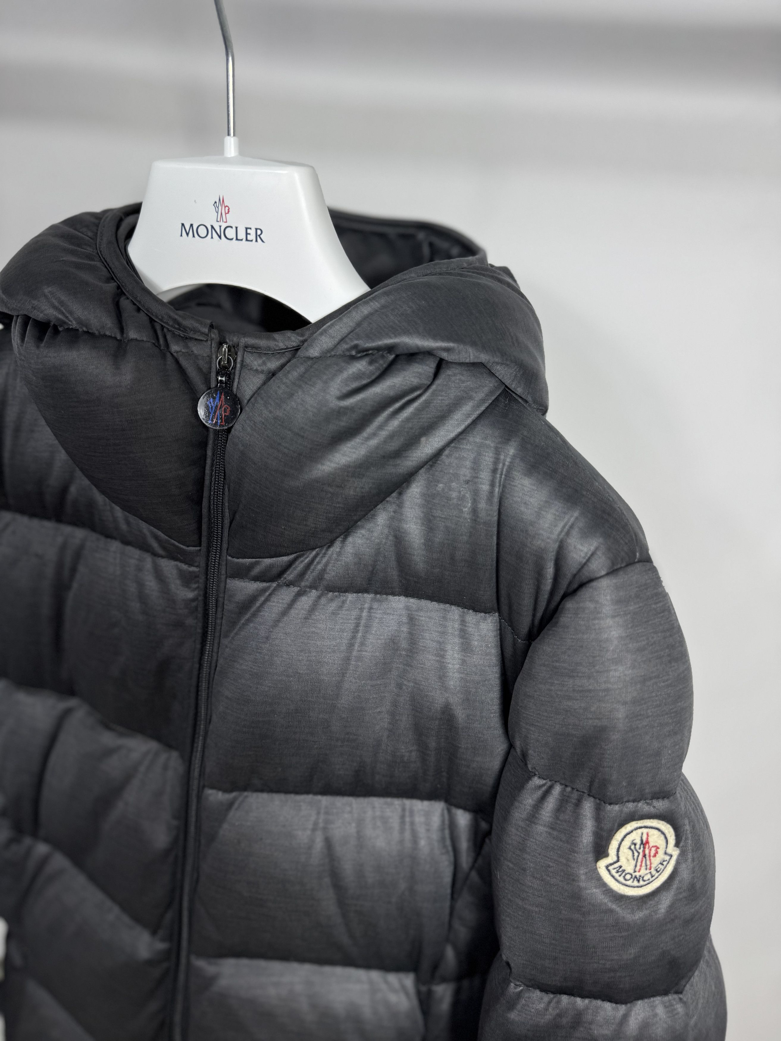 Moncler Moncler Jersey Jacket Size M / US 6-8 / IT 42-44 - 2 Thumbnail
