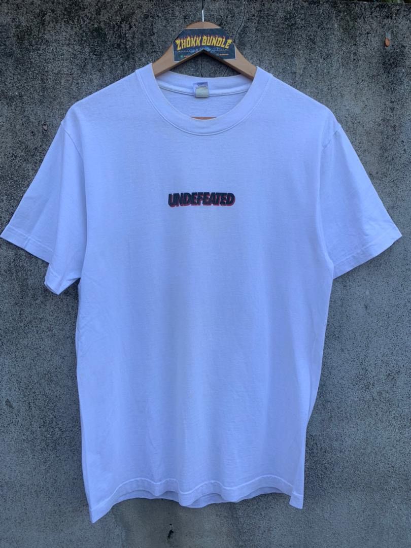 Undefeated Vintage Undefeated Script Logo Tee Size US S / EU 44-46 / 1 - 1 Thumbnail