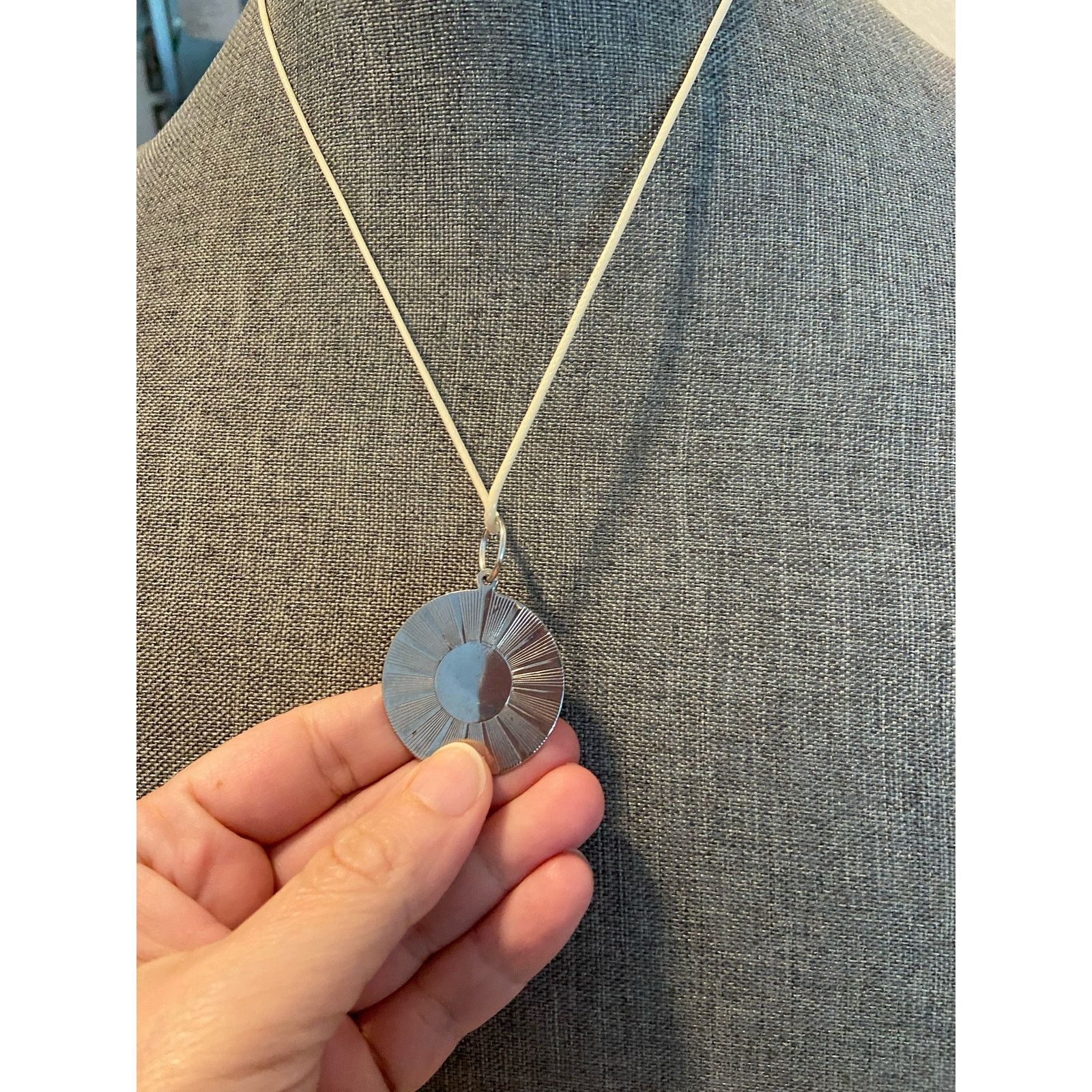 Handmade sunburst necklace silver tone Size ONE SIZE - 2 Thumbnail