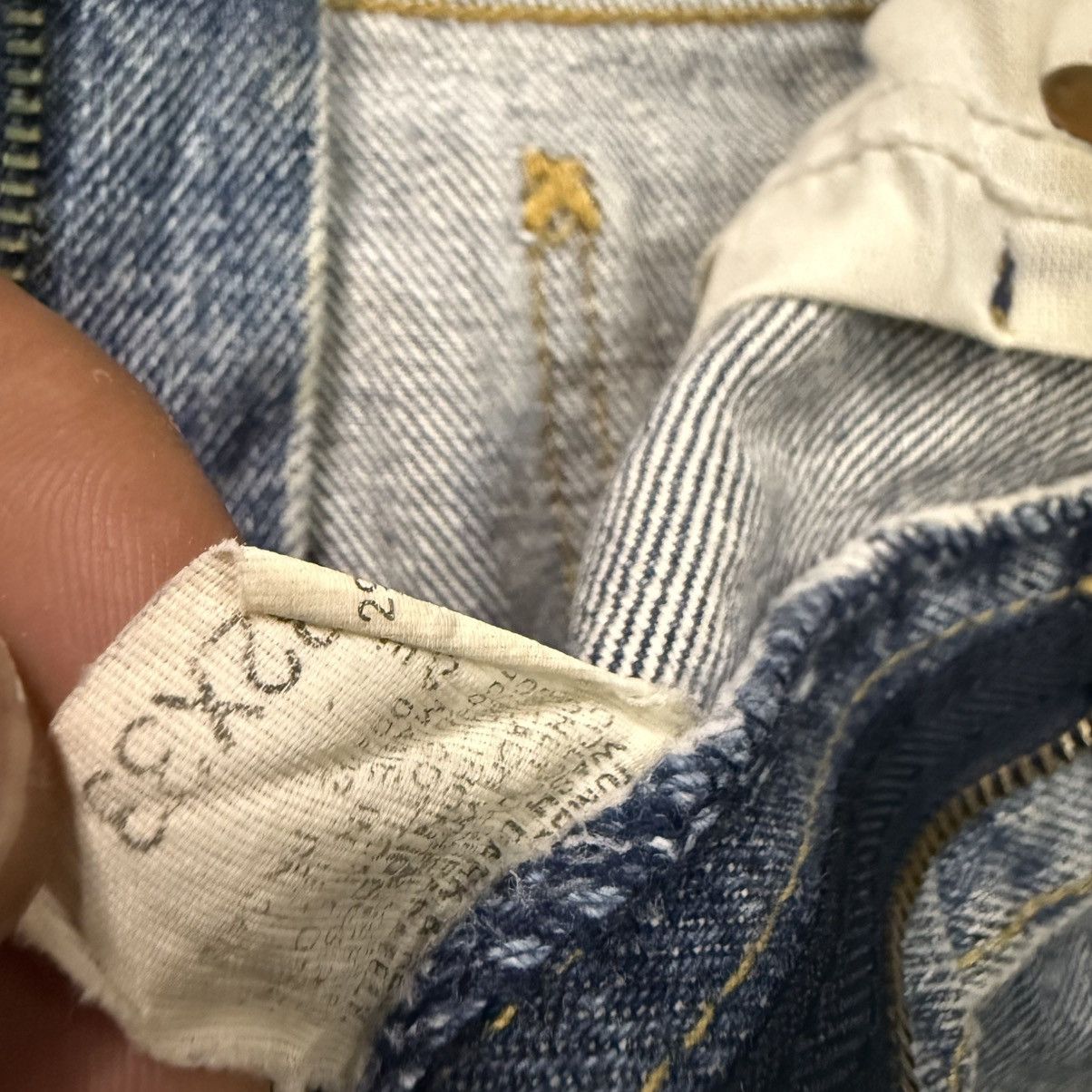 Cowboy Equipment Vintage 90s Lee Usa Thrashed Jeans Size US 32 / EU 48 - 10 Thumbnail