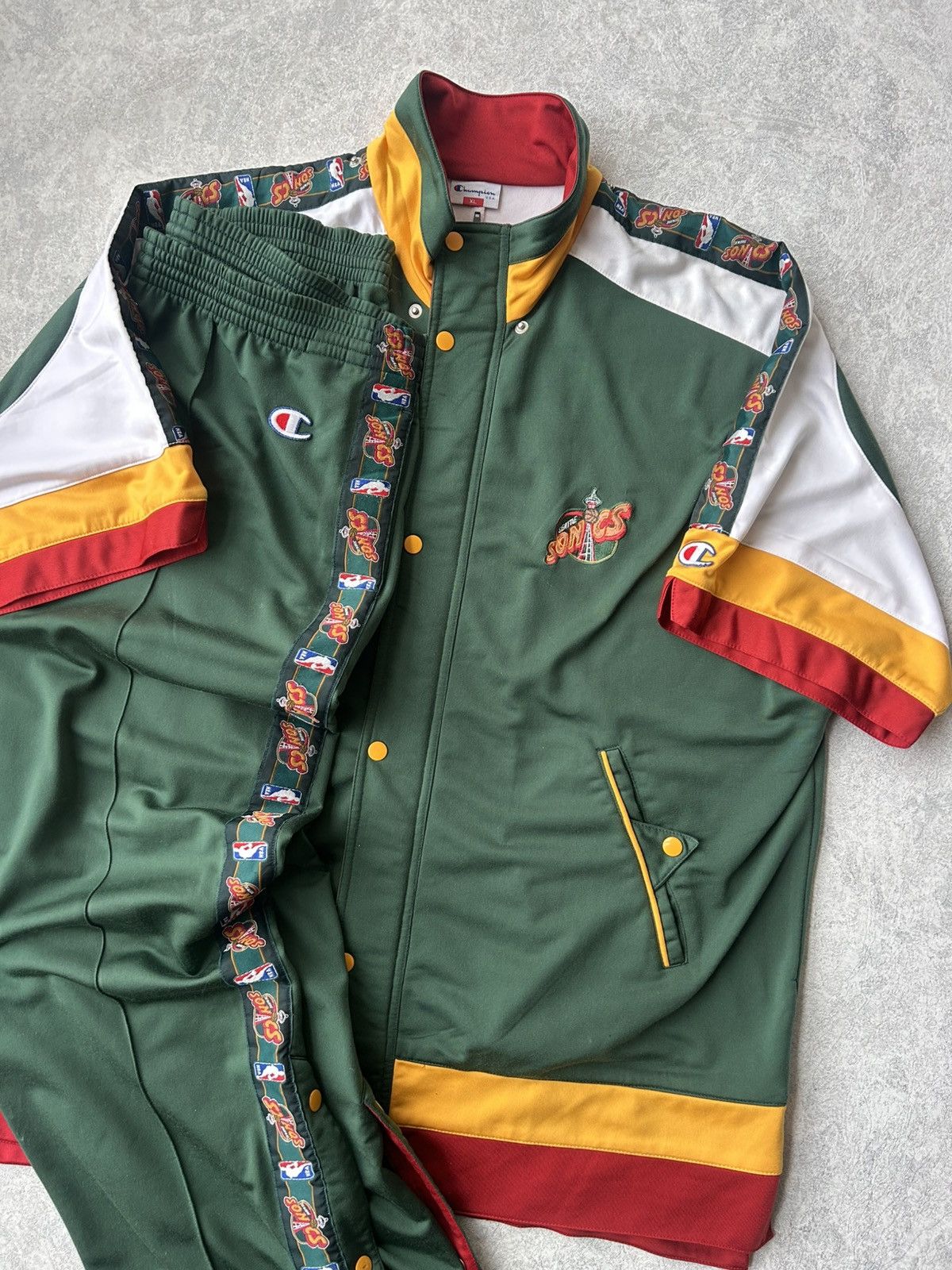 Champion Y2K 90s NBA Champion Seattle Supersonics Warm up Suit Size US XL / EU 56 / 4 - 8 Thumbnail