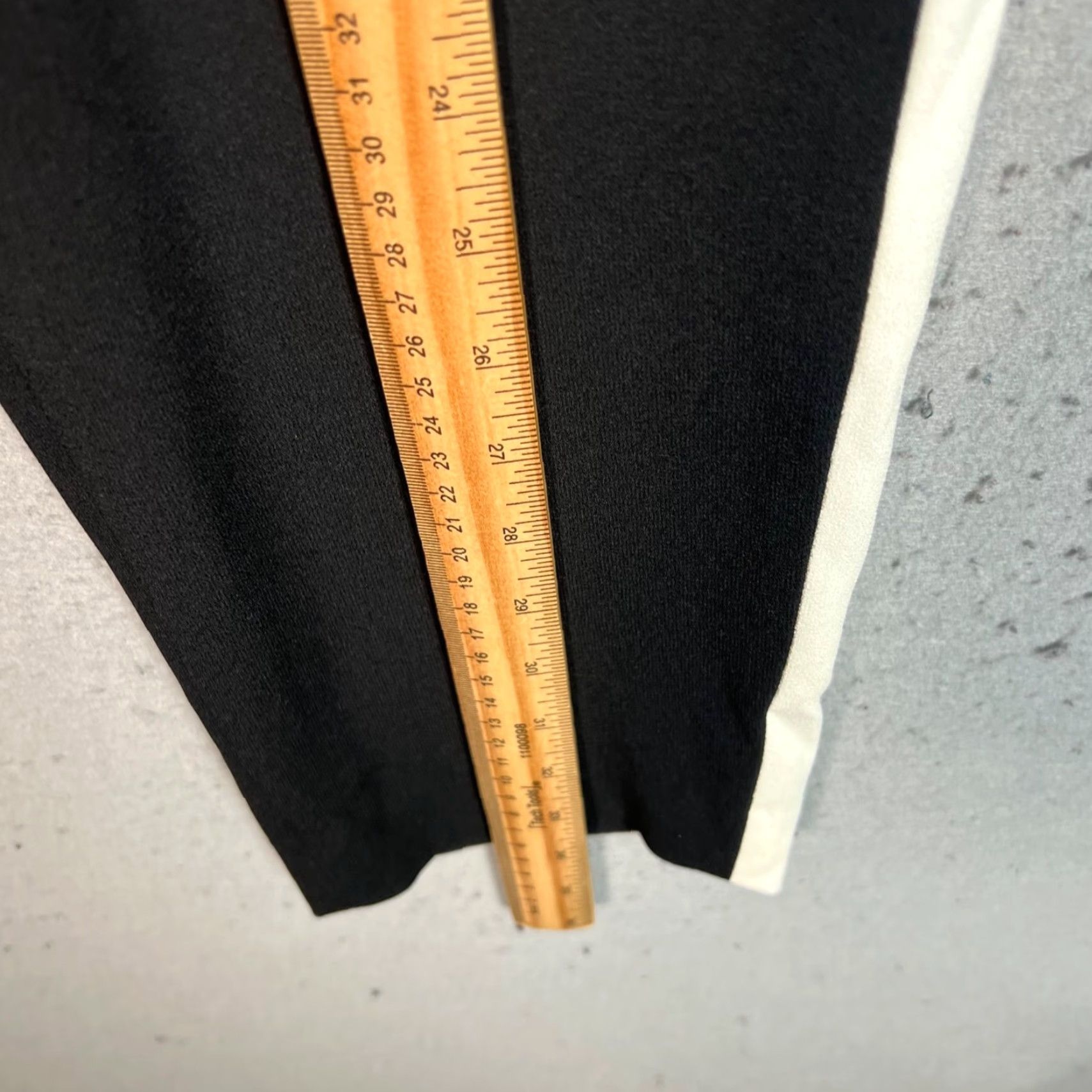 Vintage Babaton Black & White Side Stripe Pants Womens Size 4 High Rise Ankle Slim Straight 28 in Inseam 25 in Size 27" / US 4 / IT 40 - 6 Thumbnail