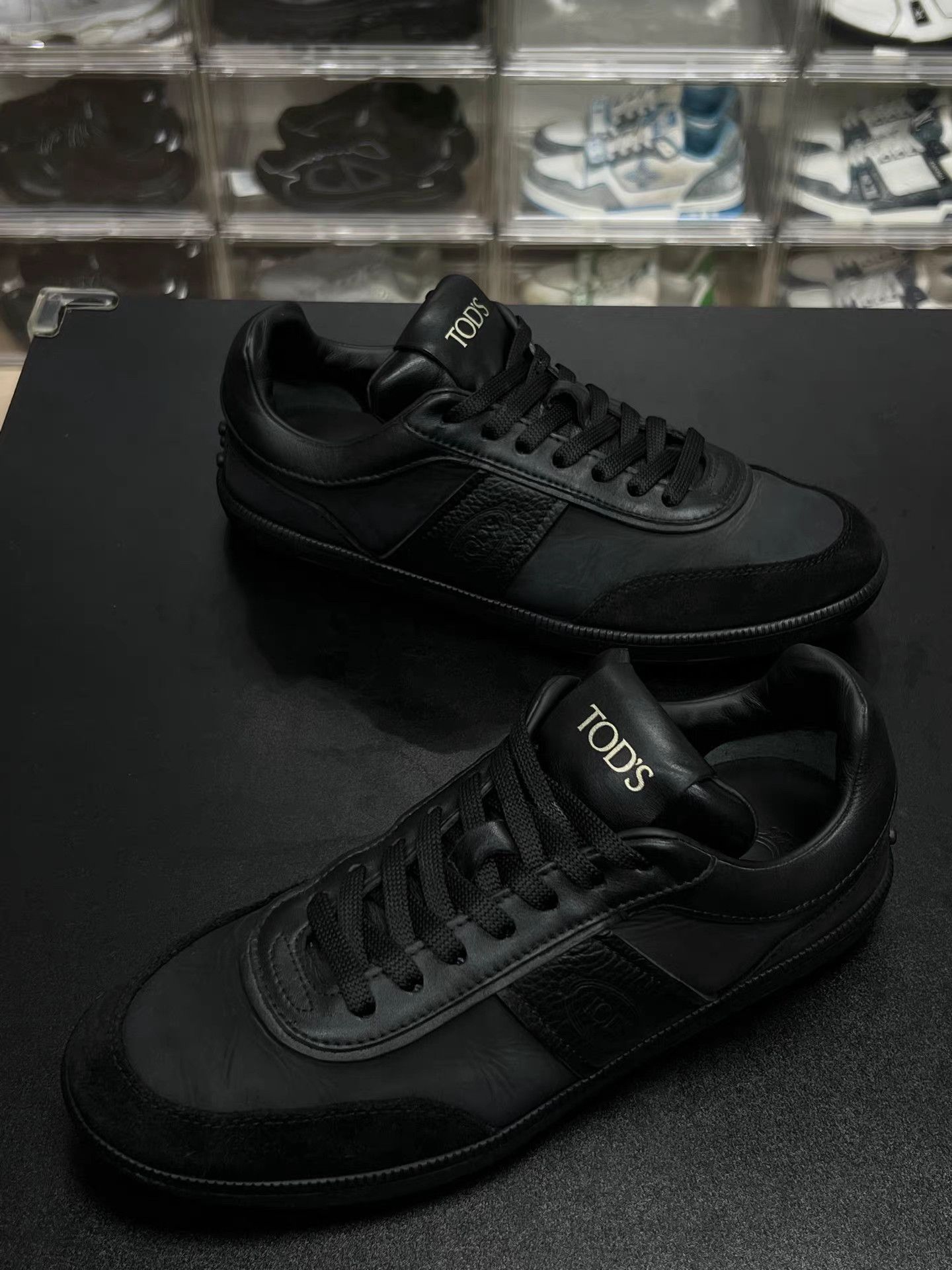 Tod's TOD'S Panelled Low-Top Sneakers K15 Size US 7 / EU 40 - 1 Thumbnail