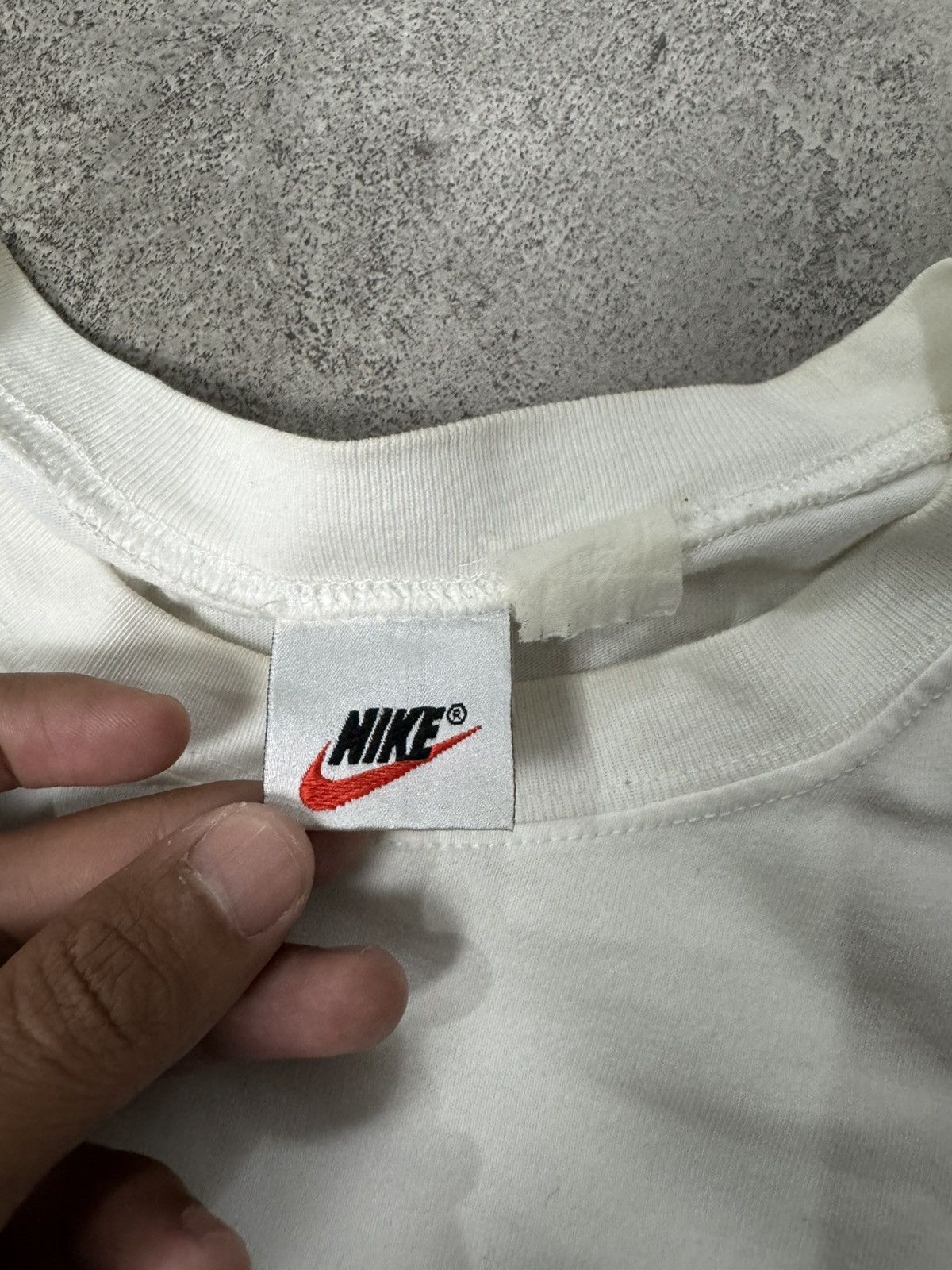Nike VINTAGE 90’S NIKE SWOOSH T-SHIRT Size US L / EU 52-54 / 3 - 5 Thumbnail