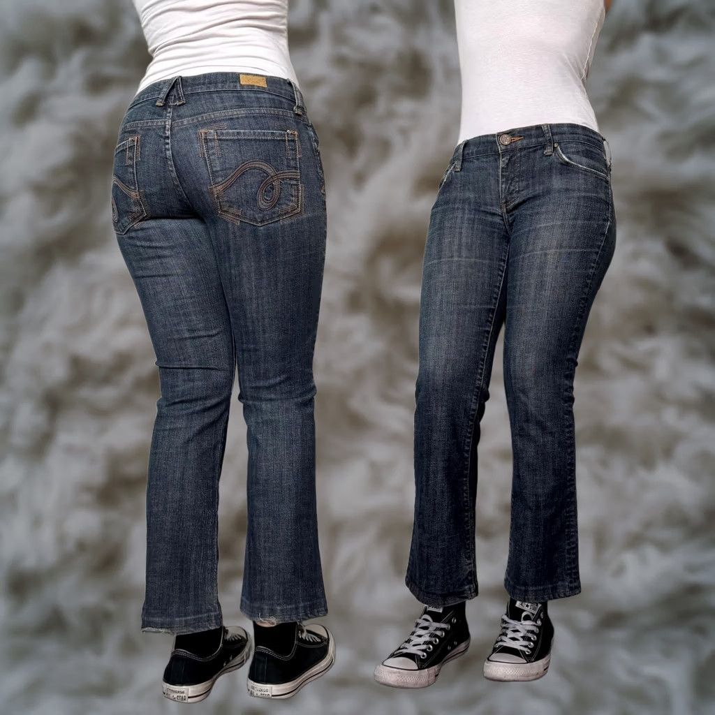 Vintage See Thru Soul Jeans Bootcut Womens 27 Medium Wash Blue Denim Distressed Pockets Embroidered Logo 5-Pocket Size 27" / US 4 / IT 40 - 1 Thumbnail