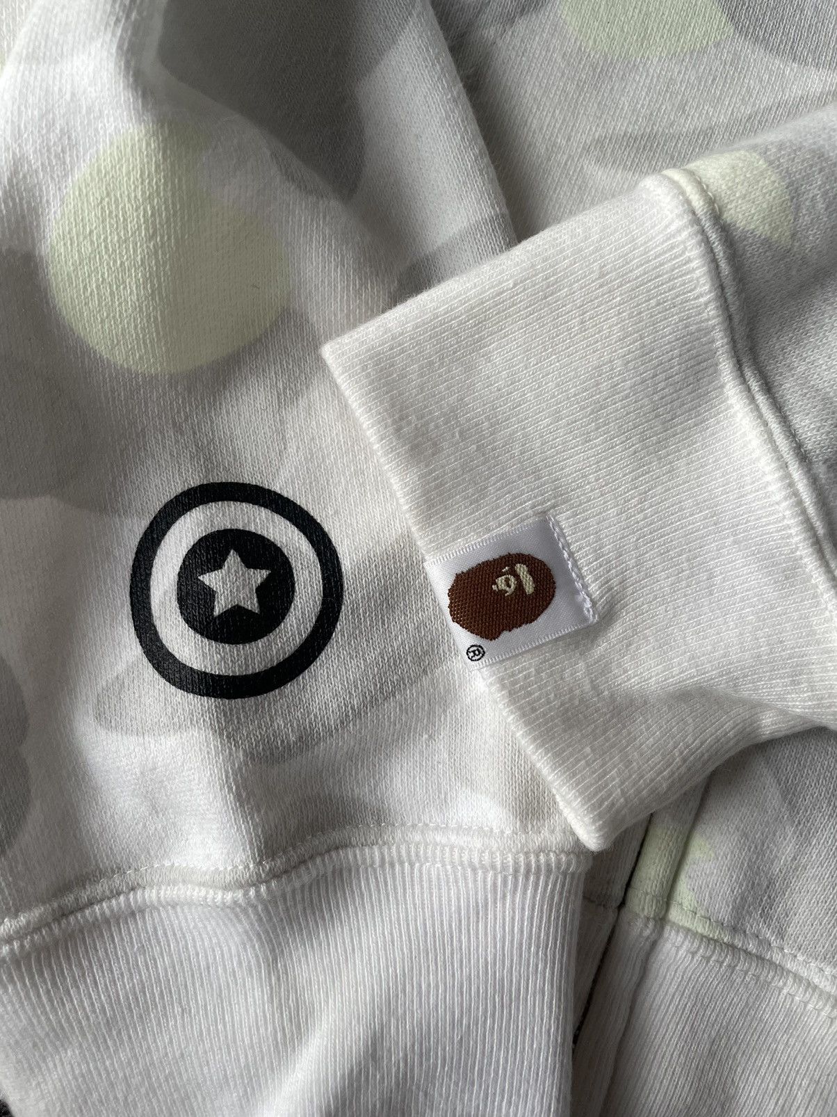 Bape Bape GITD City Camo Shark Fullzip Hoodie Size XS / US 0-2 / IT 36-38 - 9 Thumbnail