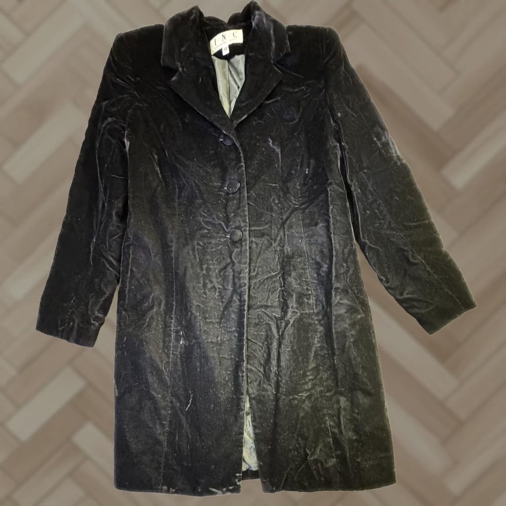 Vintage INC International Concepts Coat Womens 12 Black Velvet Button Front Lined Size XL / US 12-14 / IT 48-50 - 1 Thumbnail