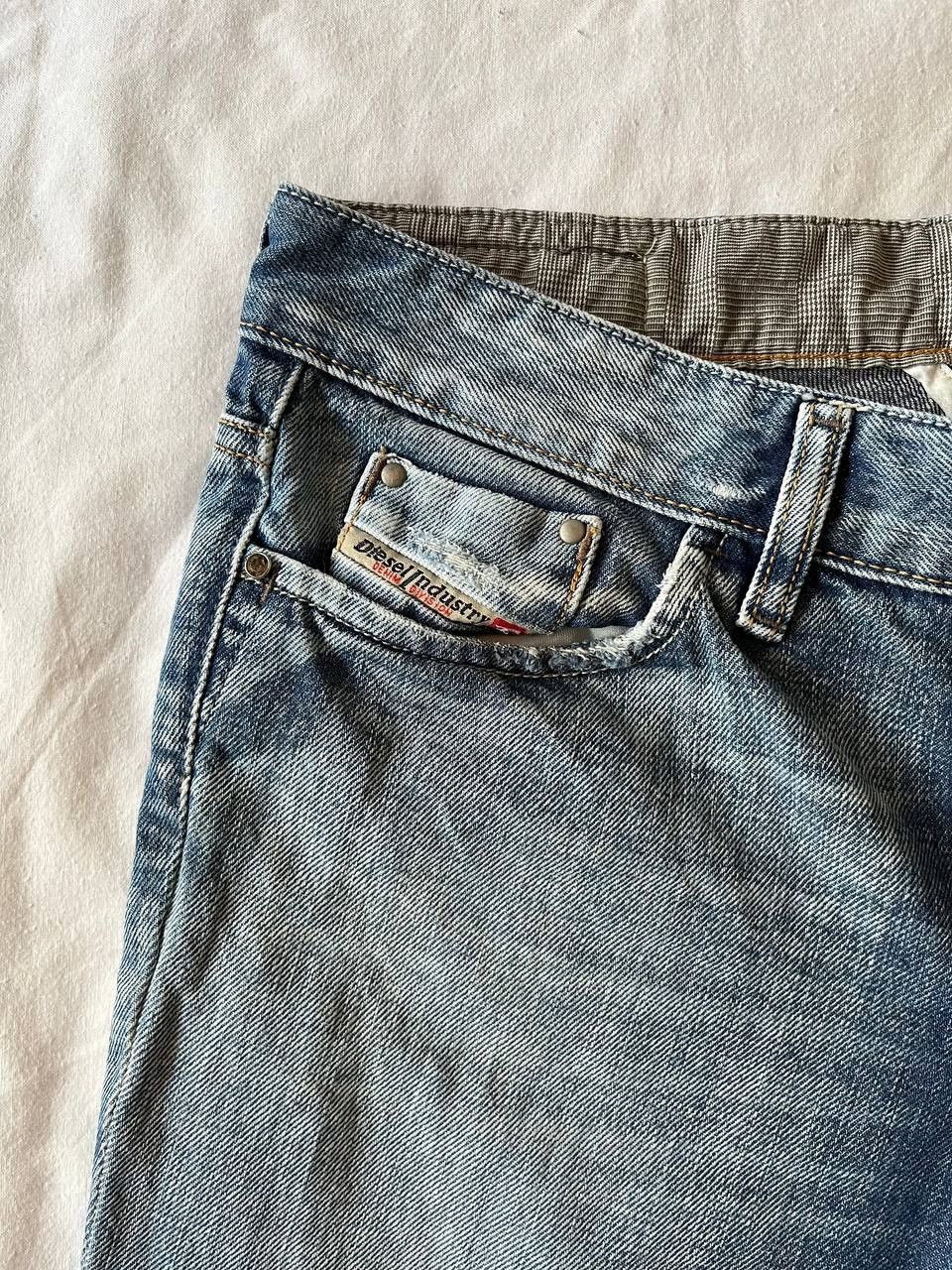 Diesel × Vintage Diesel Liv W30/L34 vintage women's distressed Y2K jeans Size 30" / US 8 / IT 44 - 2 Thumbnail