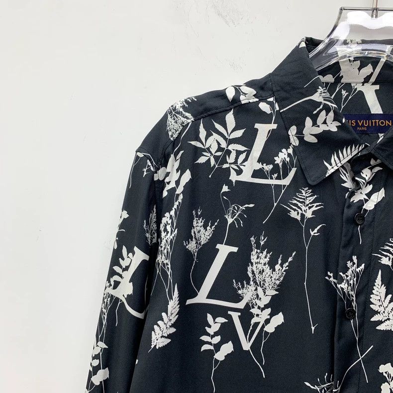 Louis Vuitton Louis Vuitton Black logo monogram floral print mulberry si Size US M / EU 48-50 / 2 - 3 Thumbnail