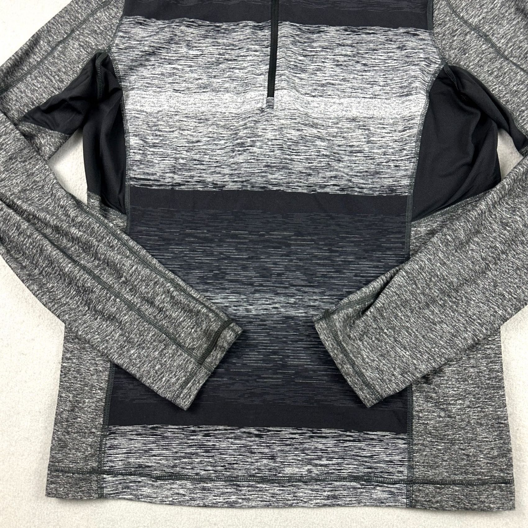 Lululemon Lululemon Sweater Men Large Gray Striped Pullover 1/4 Zip Pockets Sweatshirt Athletic Crew Neck Size US L / EU 52-54 / 3 - 3 Thumbnail